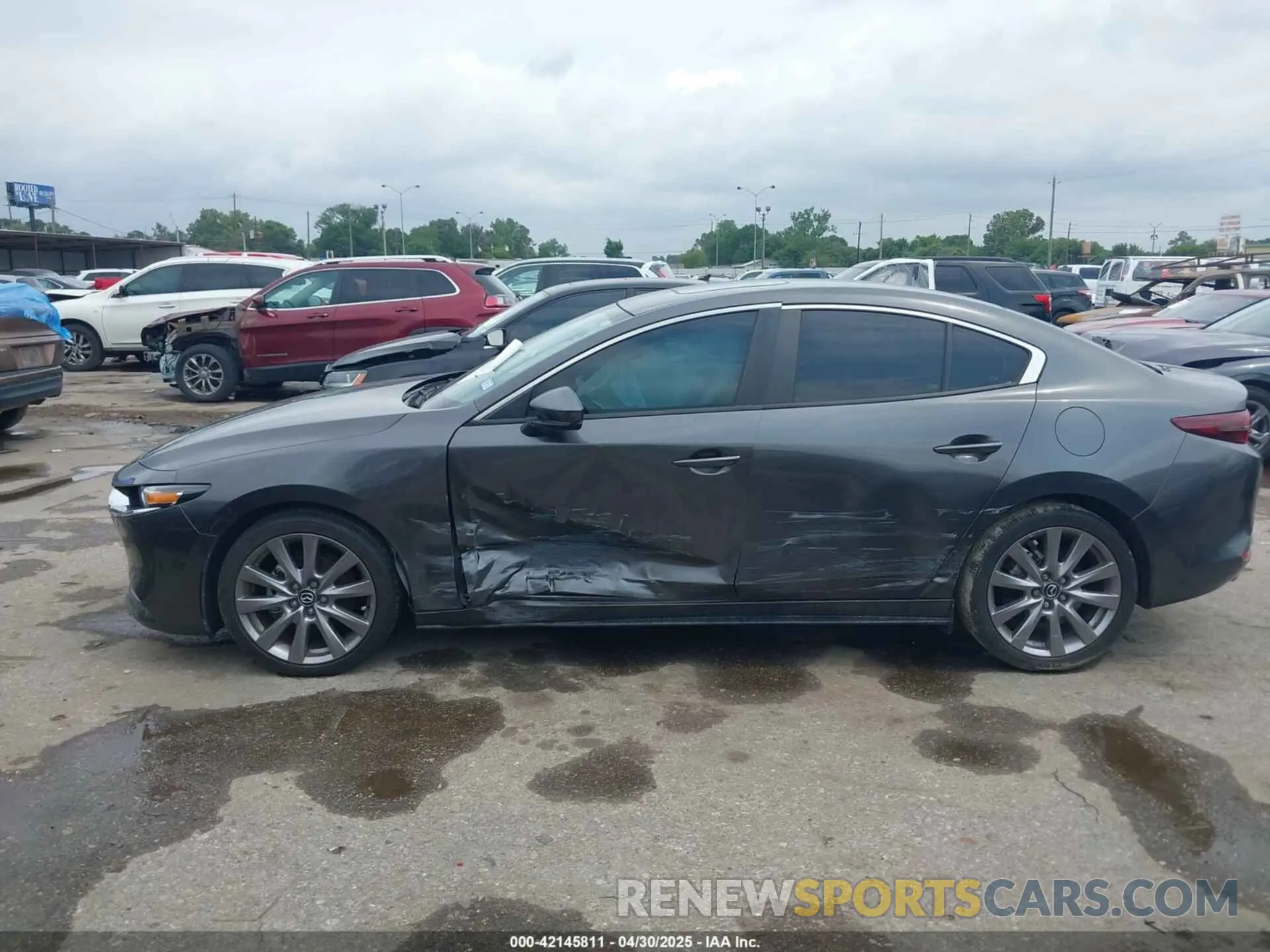 13 Photograph of a damaged car 3MZBPACL6MM252531 MAZDA MAZDA3 2021