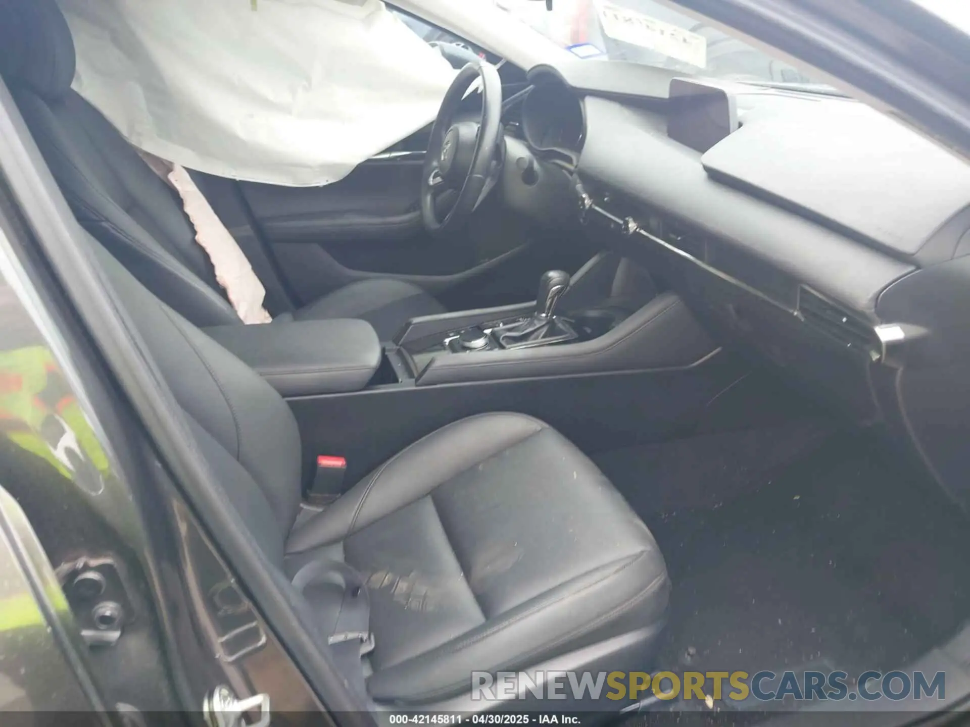 5 Photograph of a damaged car 3MZBPACL6MM252531 MAZDA MAZDA3 2021