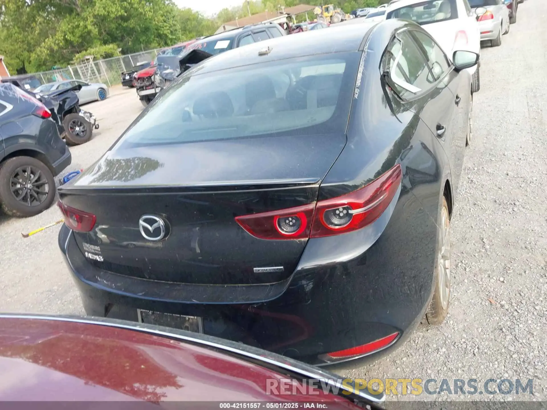 17 Photograph of a damaged car 3MZBPADL2MM254467 MAZDA MAZDA3 2021