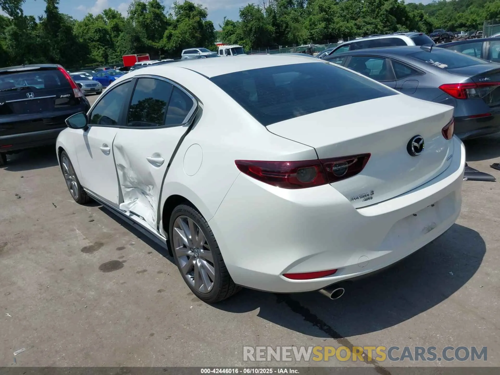 3 Photograph of a damaged car 3MZBPBBL6MM254531 MAZDA MAZDA3 2021