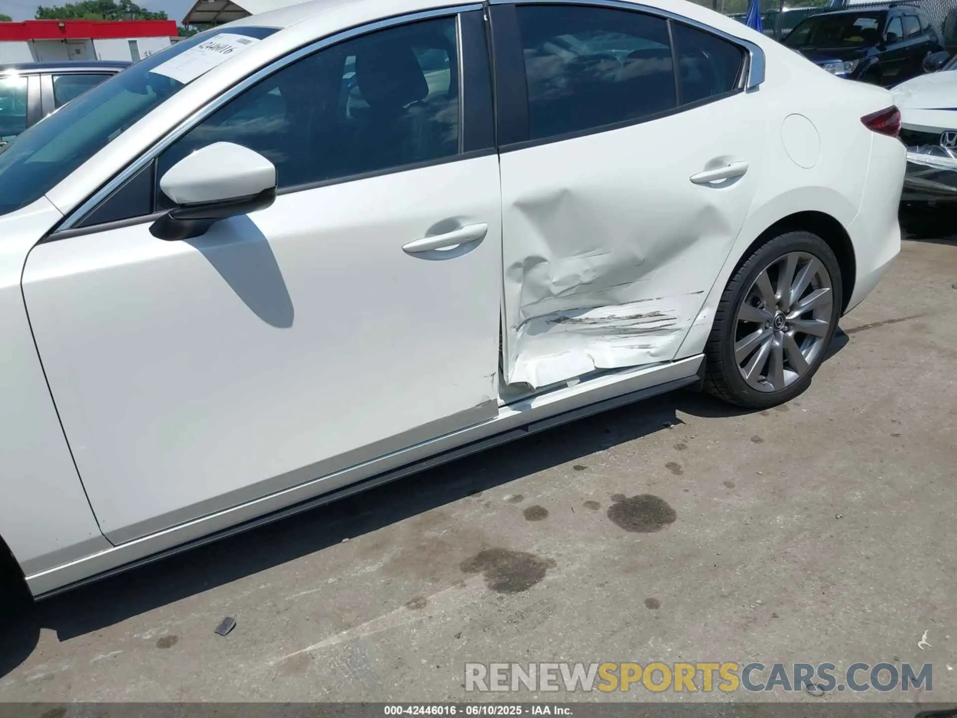6 Photograph of a damaged car 3MZBPBBL6MM254531 MAZDA MAZDA3 2021