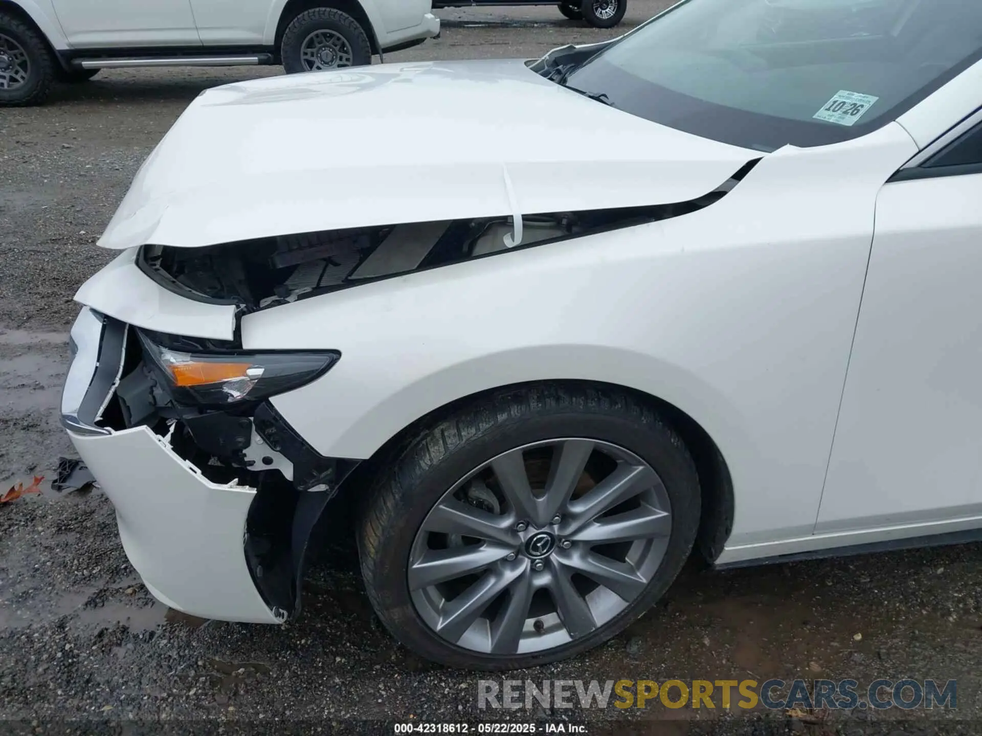 17 Photograph of a damaged car 3MZBPBCL0MM250862 MAZDA MAZDA3 2021