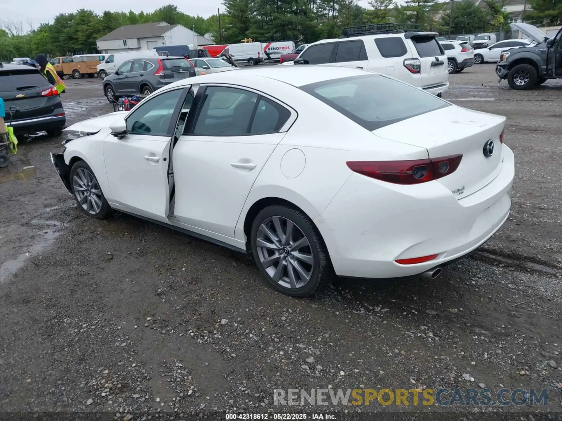 3 Photograph of a damaged car 3MZBPBCL0MM250862 MAZDA MAZDA3 2021