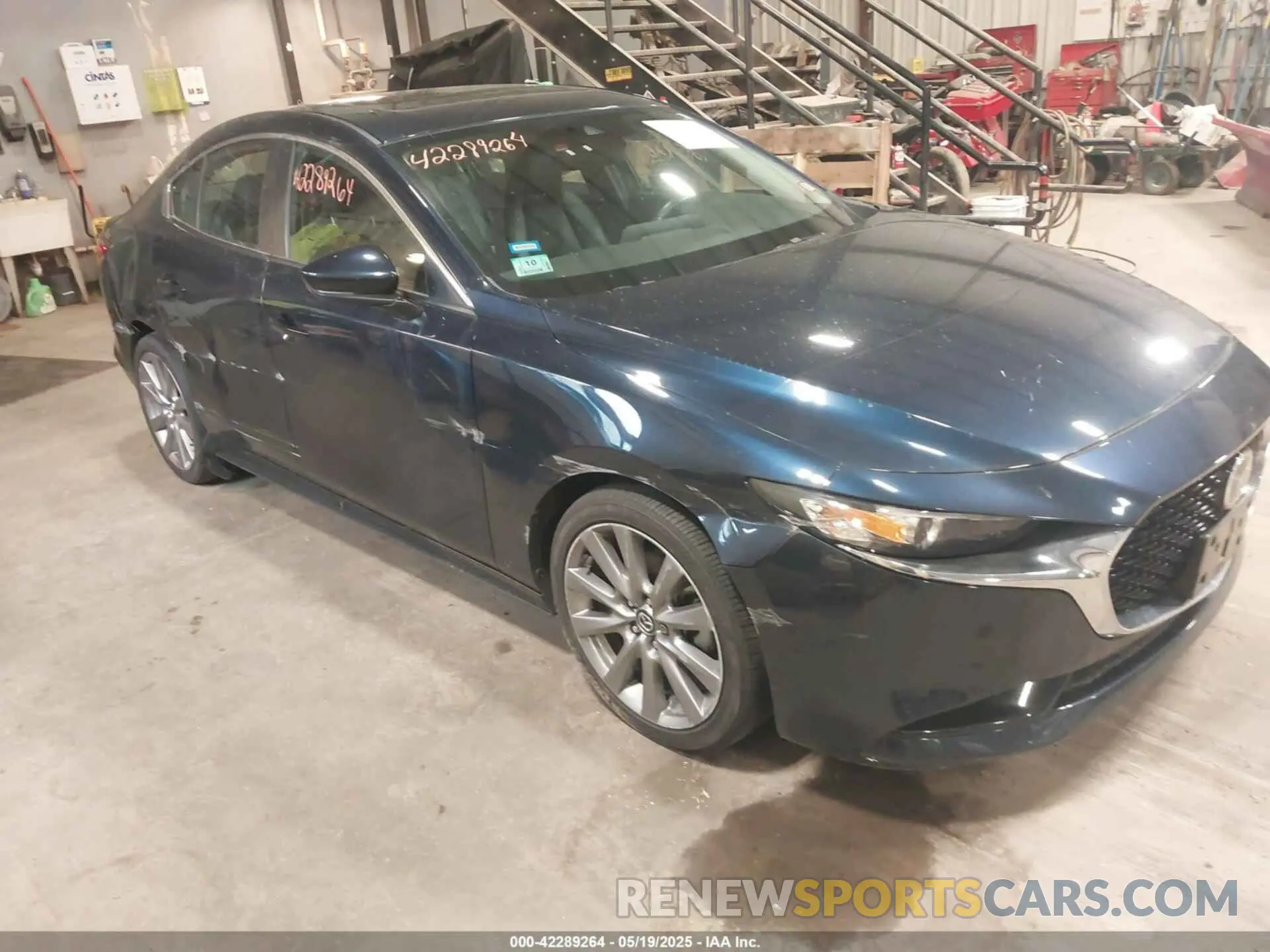 1 Photograph of a damaged car 3MZBPBCLXMM251212 MAZDA MAZDA3 2021