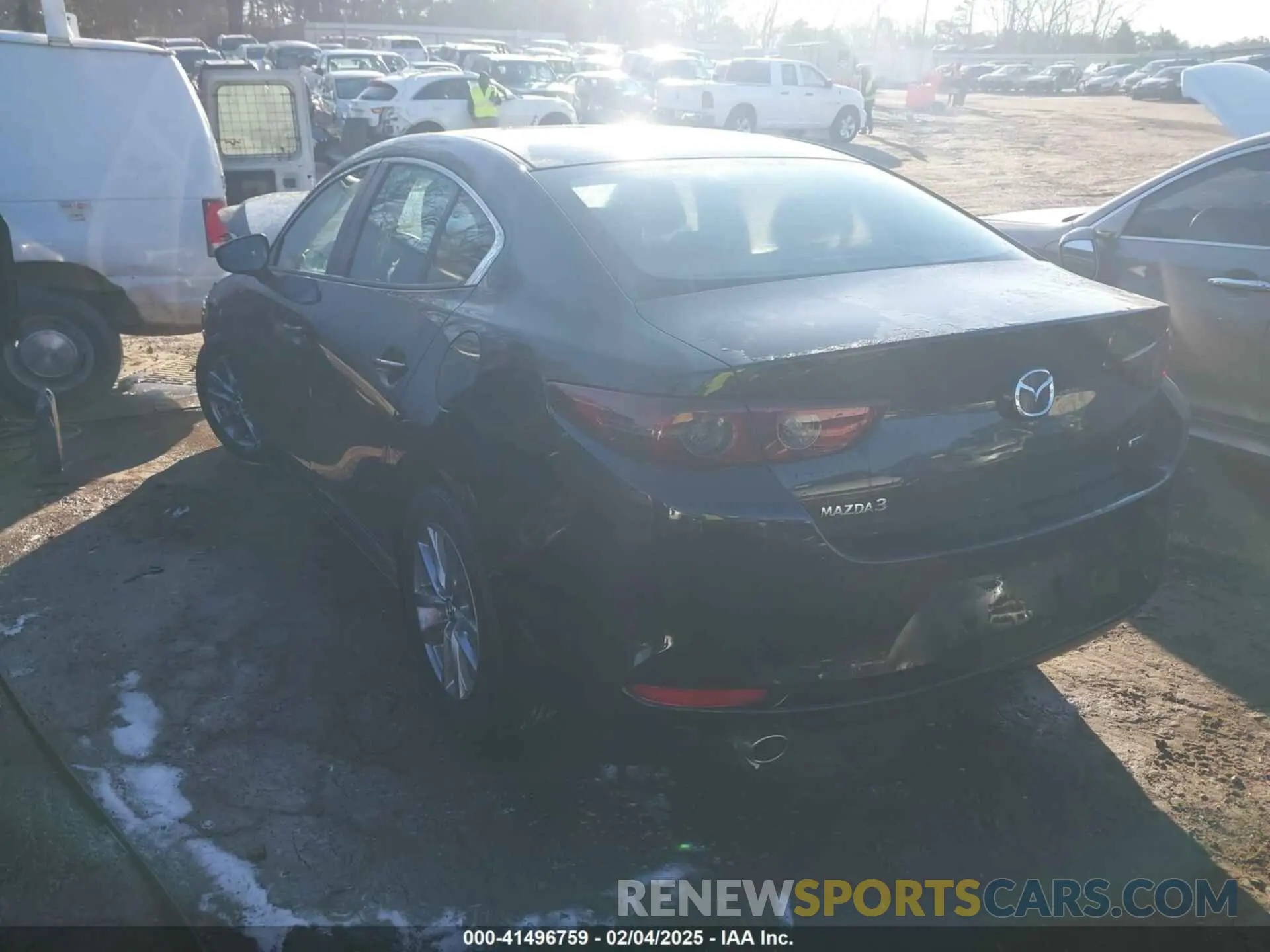 3 Photograph of a damaged car JM1BPAA72M1334617 MAZDA MAZDA3 2021