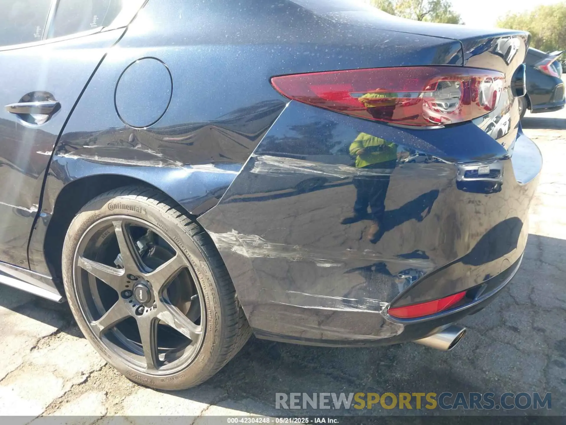 22 Photograph of a damaged car JM1BPAALXM1326956 MAZDA MAZDA3 2021