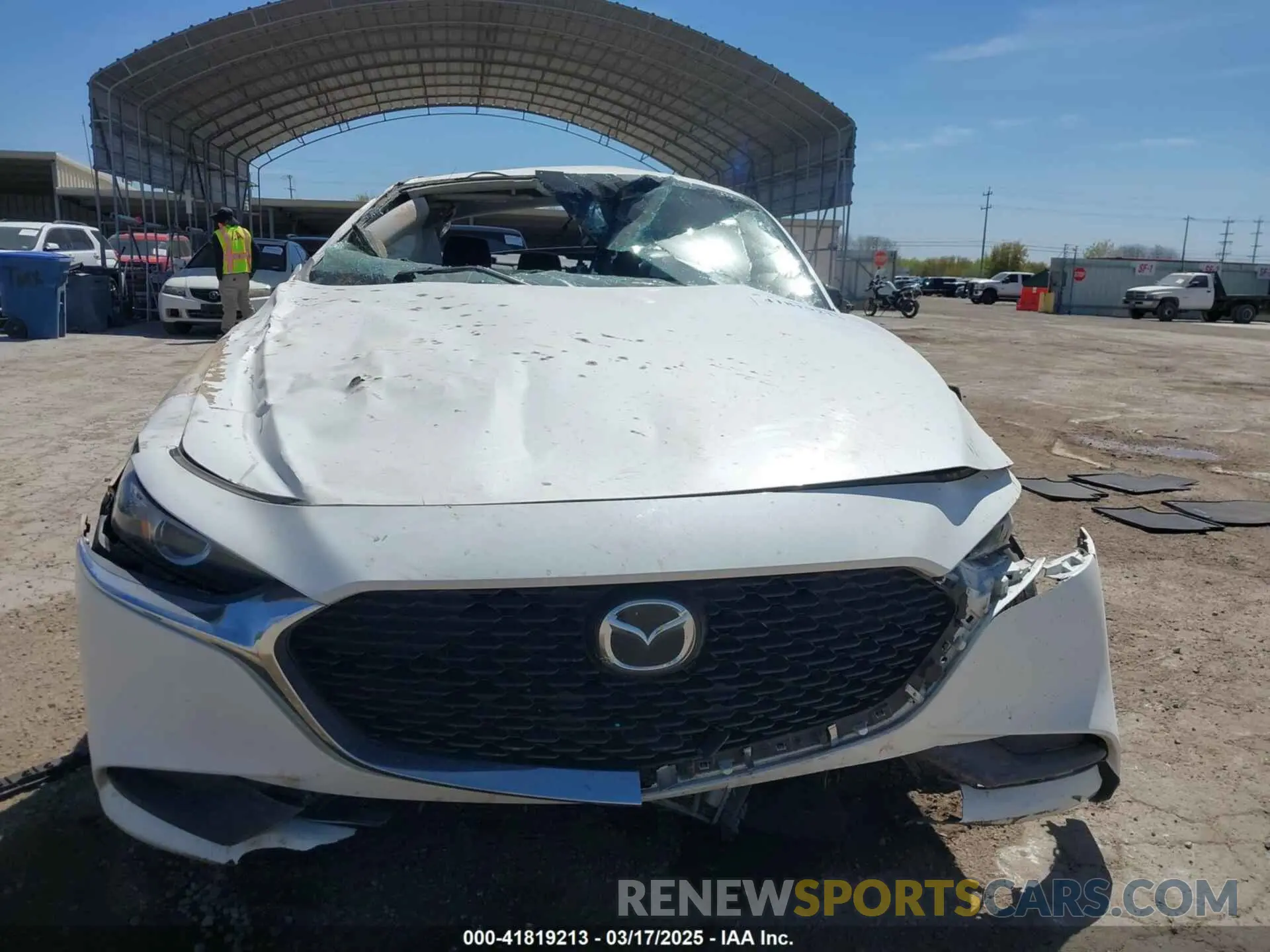 11 Photograph of a damaged car JM1BPABL0M1333705 MAZDA MAZDA3 2021