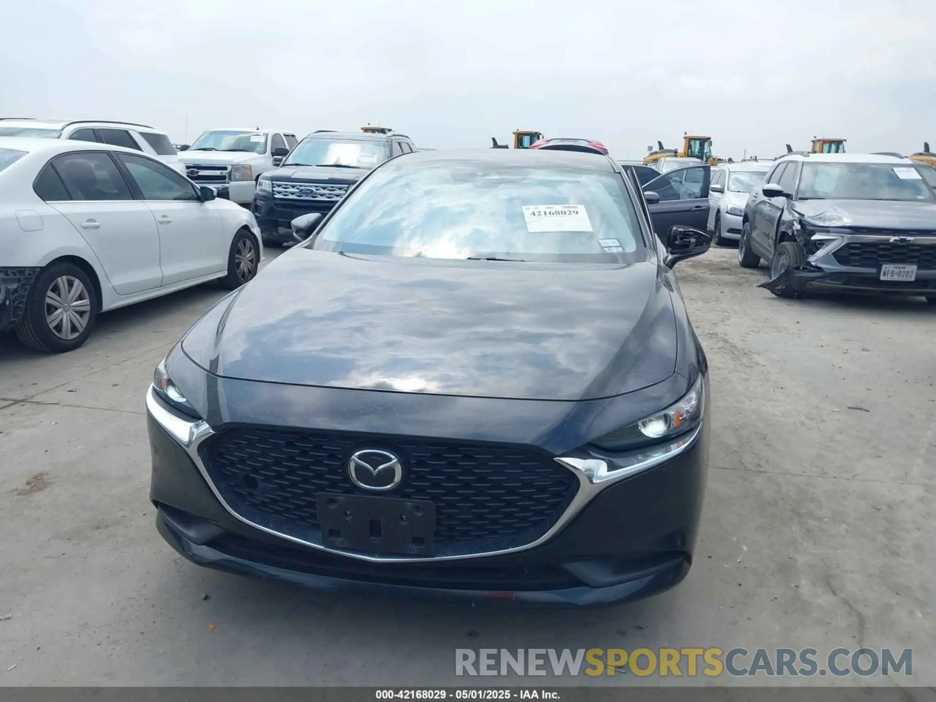 13 Photograph of a damaged car JM1BPABL4M1331021 MAZDA MAZDA3 2021