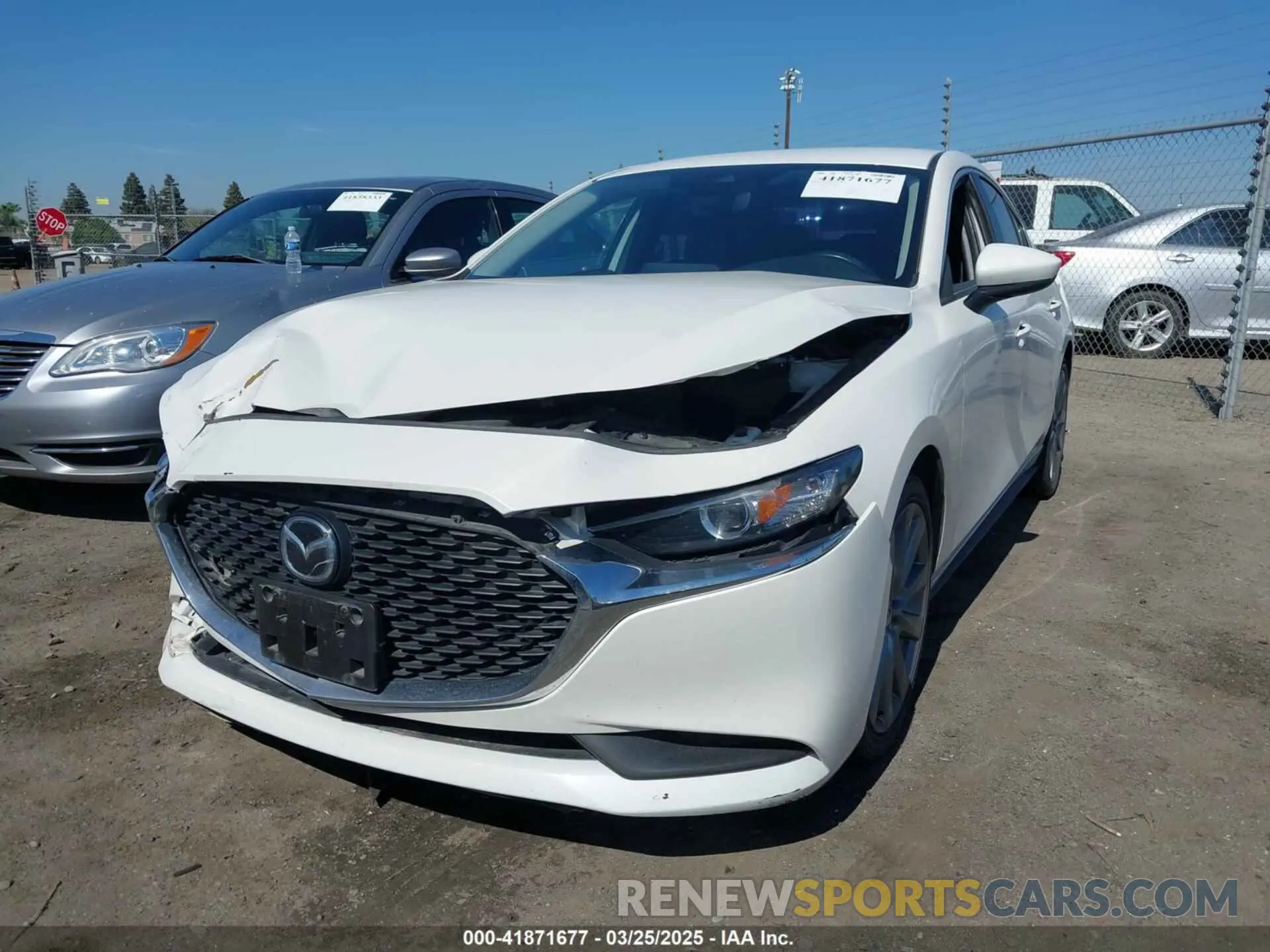 2 Photograph of a damaged car JM1BPABL7M1330705 MAZDA MAZDA3 2021