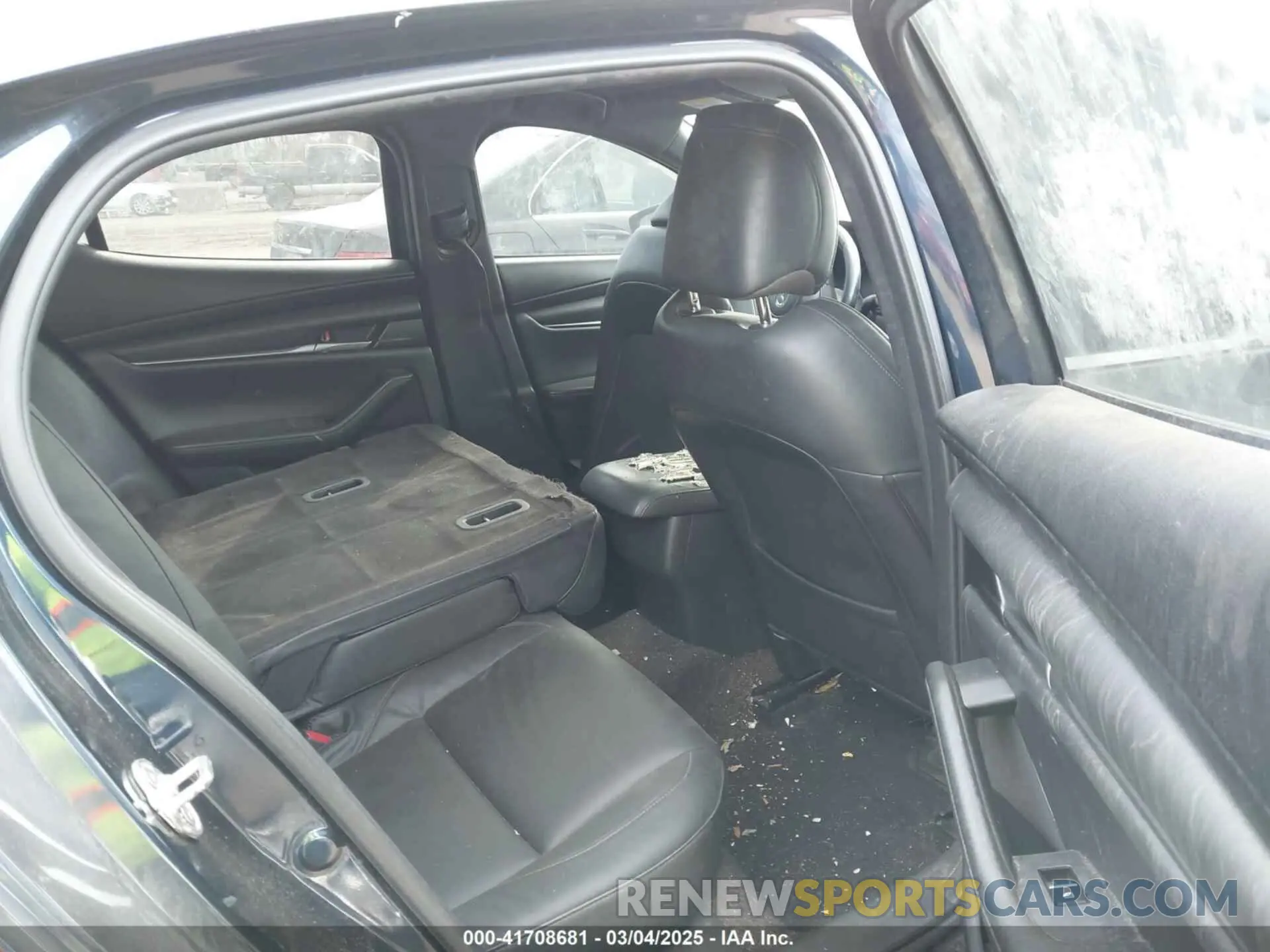 8 Photograph of a damaged car JM1BPAKL6M1336916 MAZDA MAZDA3 2021