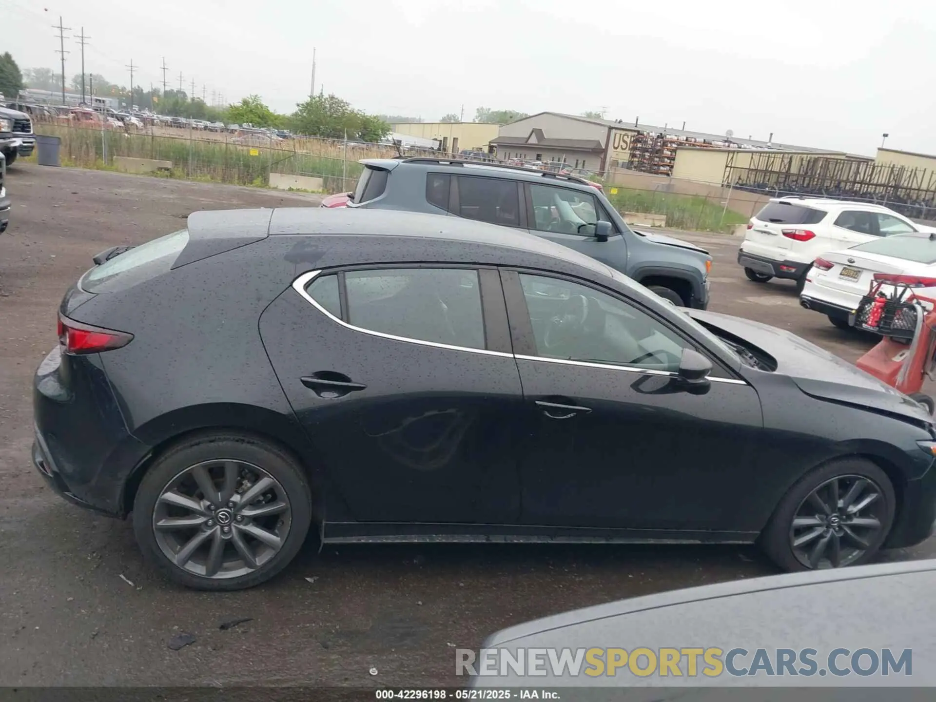 13 Photograph of a damaged car JM1BPAKLXM1336756 MAZDA MAZDA3 2021