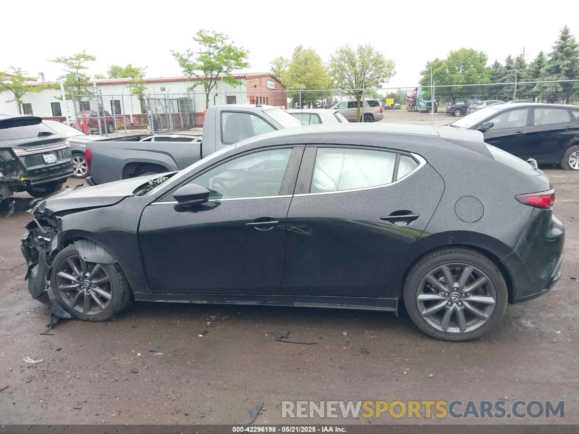 14 Photograph of a damaged car JM1BPAKLXM1336756 MAZDA MAZDA3 2021