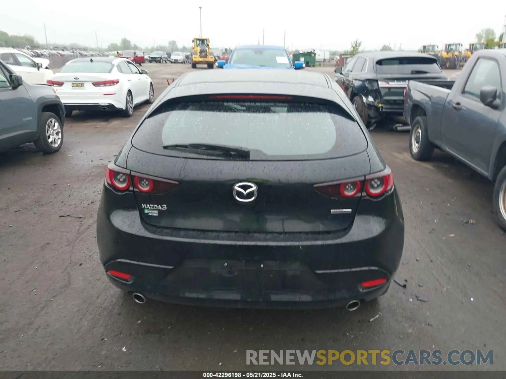 16 Photograph of a damaged car JM1BPAKLXM1336756 MAZDA MAZDA3 2021