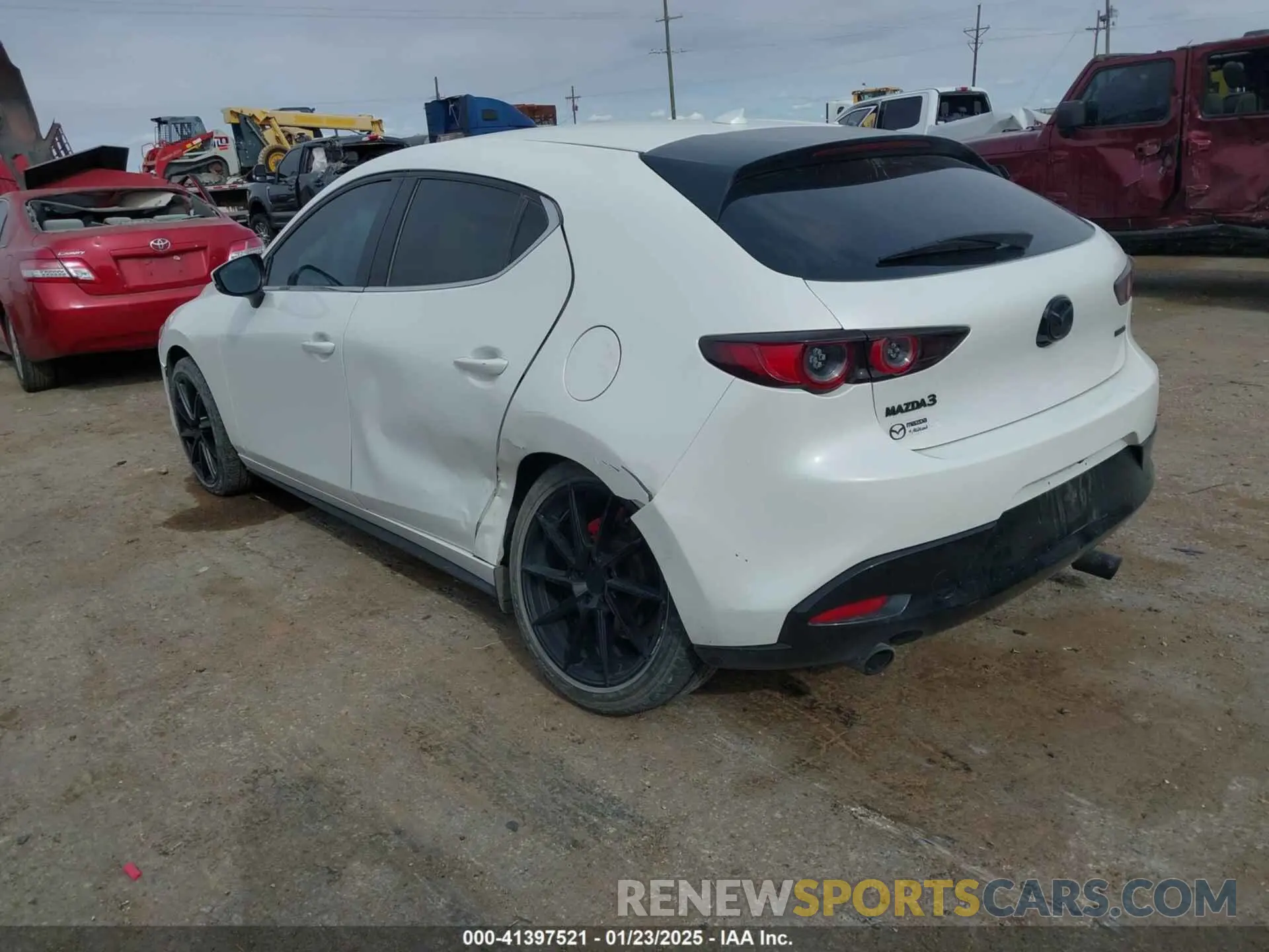 3 Photograph of a damaged car JM1BPAML0M1302385 MAZDA MAZDA3 2021