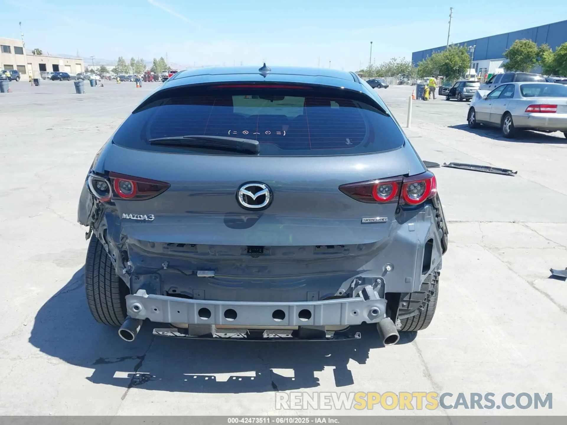 16 Photograph of a damaged car JM1BPAML0M1348671 MAZDA MAZDA3 2021