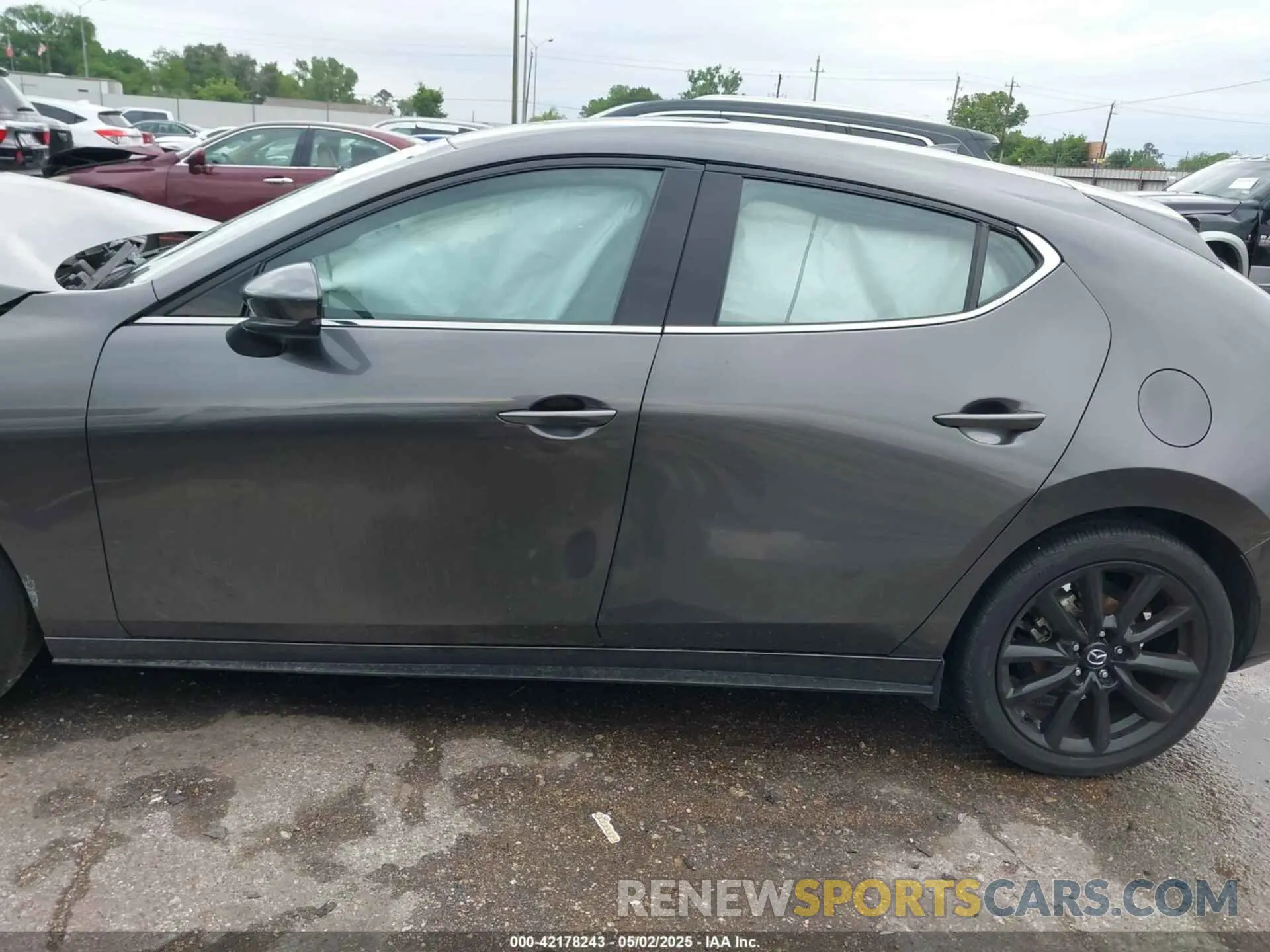 14 Photograph of a damaged car JM1BPAML1M1318708 MAZDA MAZDA3 2021