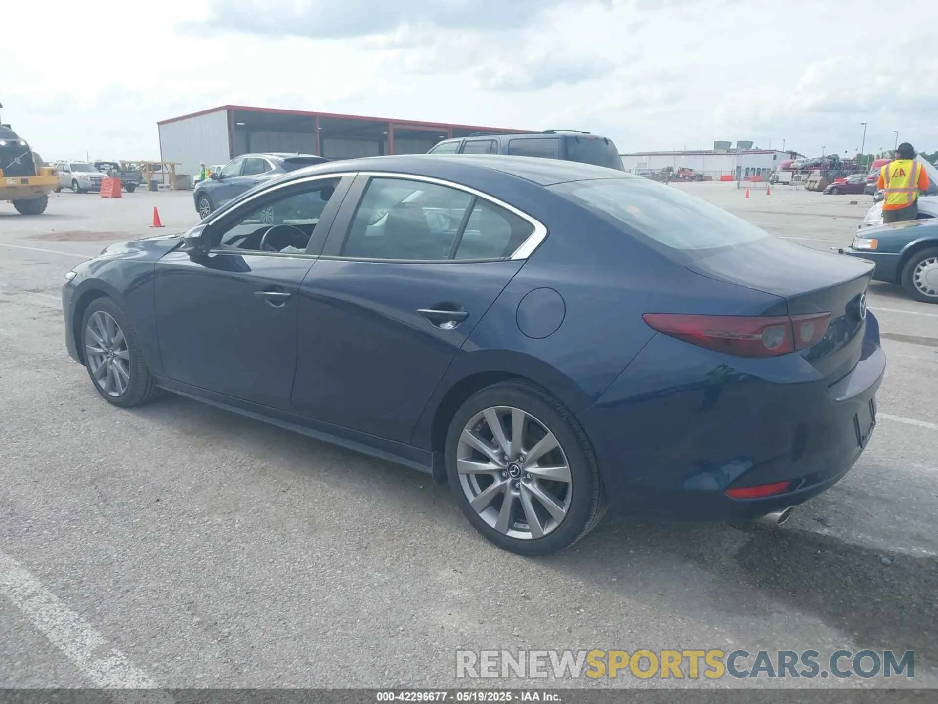 3 Photograph of a damaged car JM1BPBBL3M1334417 MAZDA MAZDA3 2021