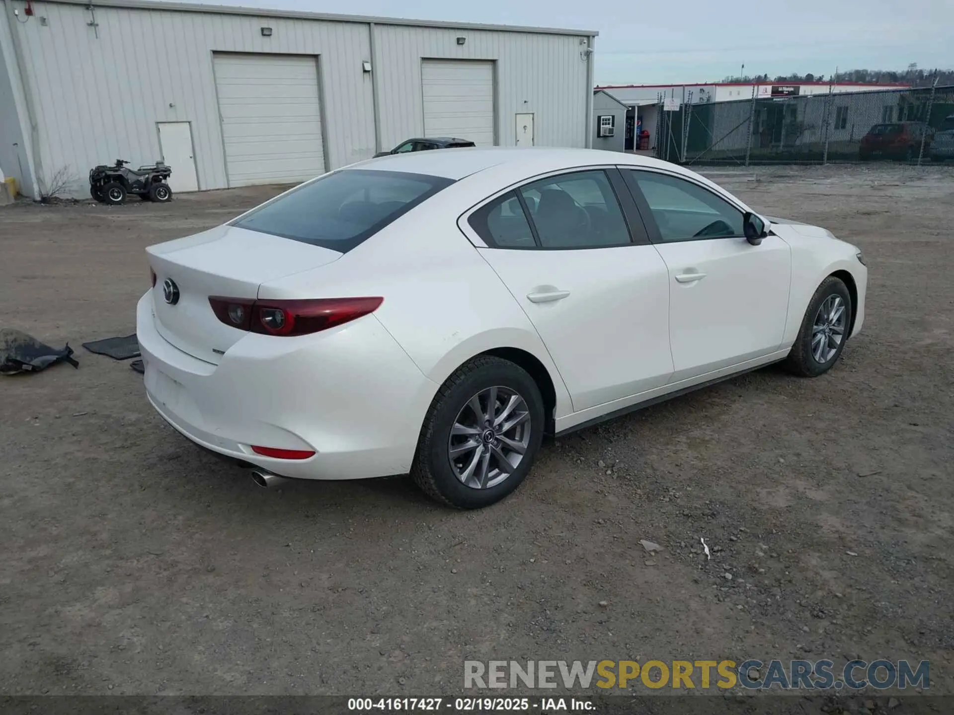 4 Photograph of a damaged car 3MZBPAAL8NM301314 MAZDA MAZDA3 2022