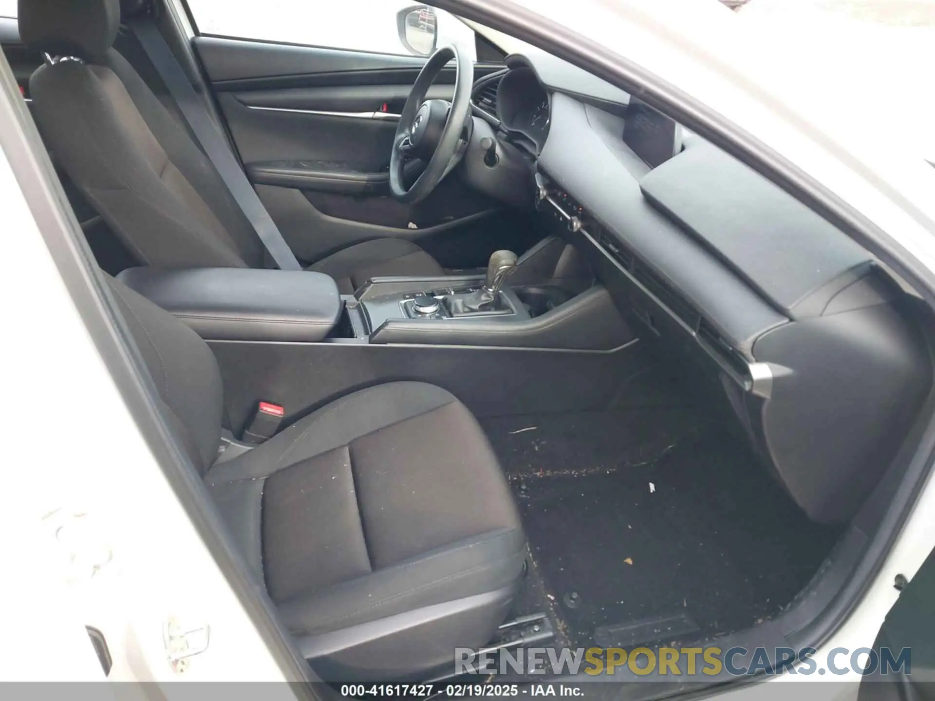 5 Photograph of a damaged car 3MZBPAAL8NM301314 MAZDA MAZDA3 2022