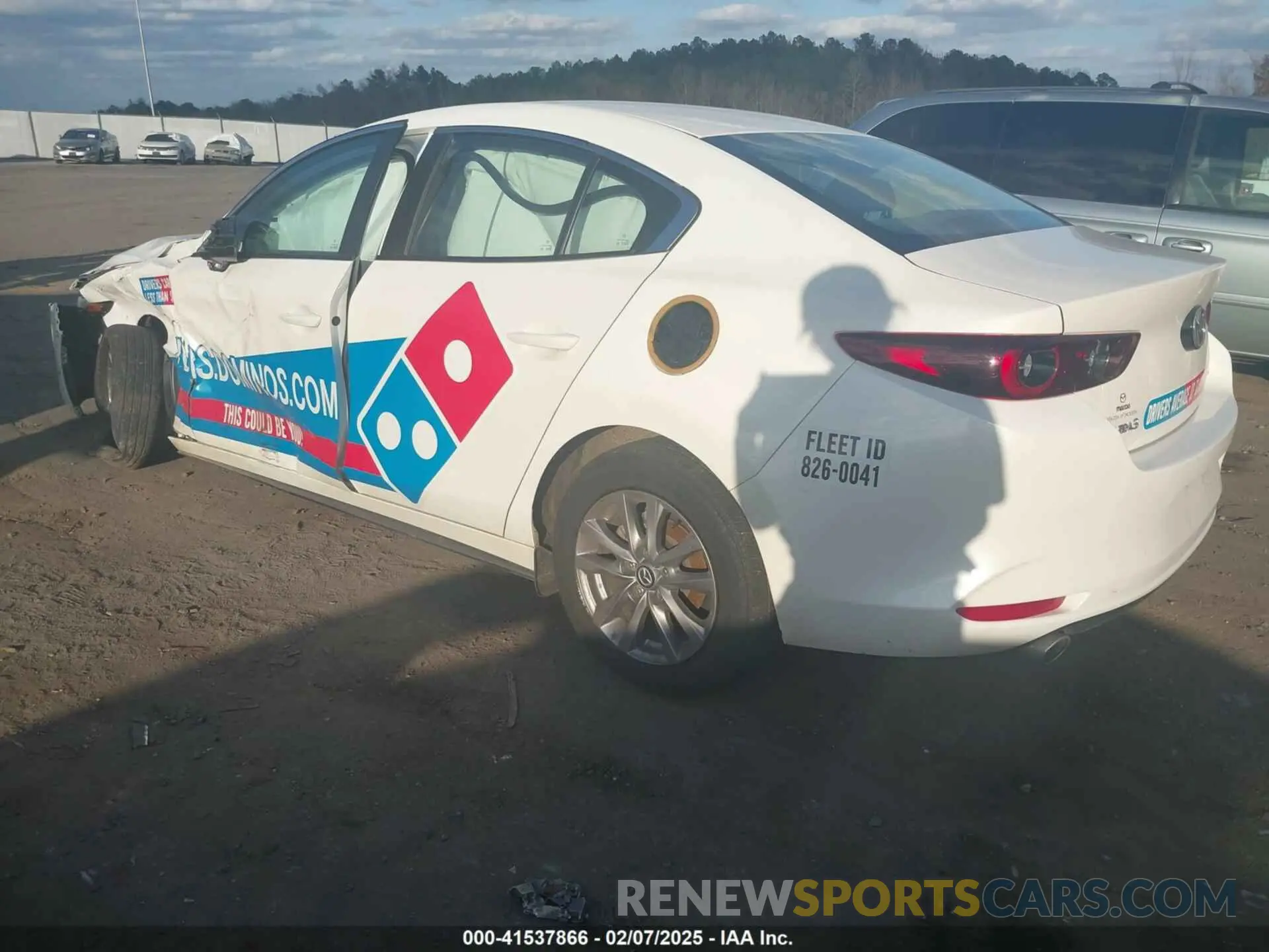 2 Photograph of a damaged car 3MZBPAALXNM306997 MAZDA MAZDA3 2022