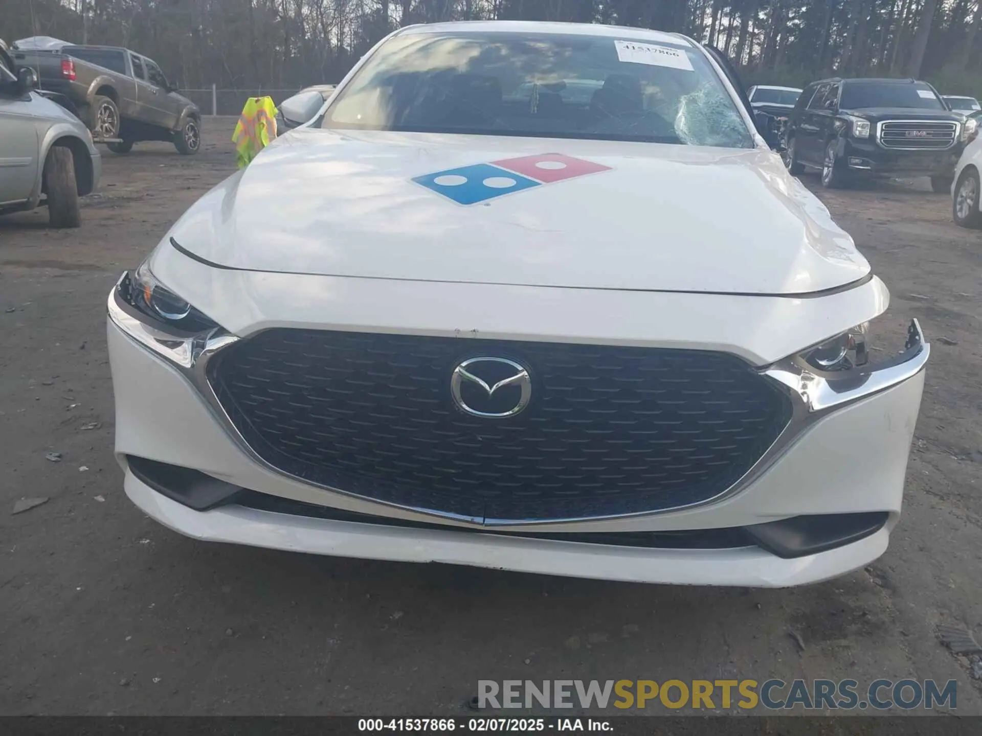 8 Photograph of a damaged car 3MZBPAALXNM306997 MAZDA MAZDA3 2022