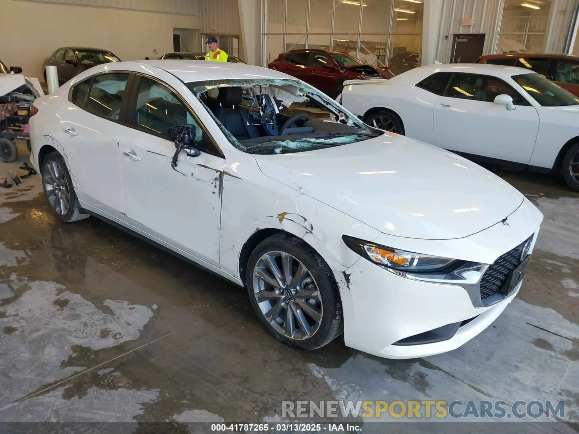 1 Photograph of a damaged car 3MZBPABL2NM313697 MAZDA MAZDA3 2022