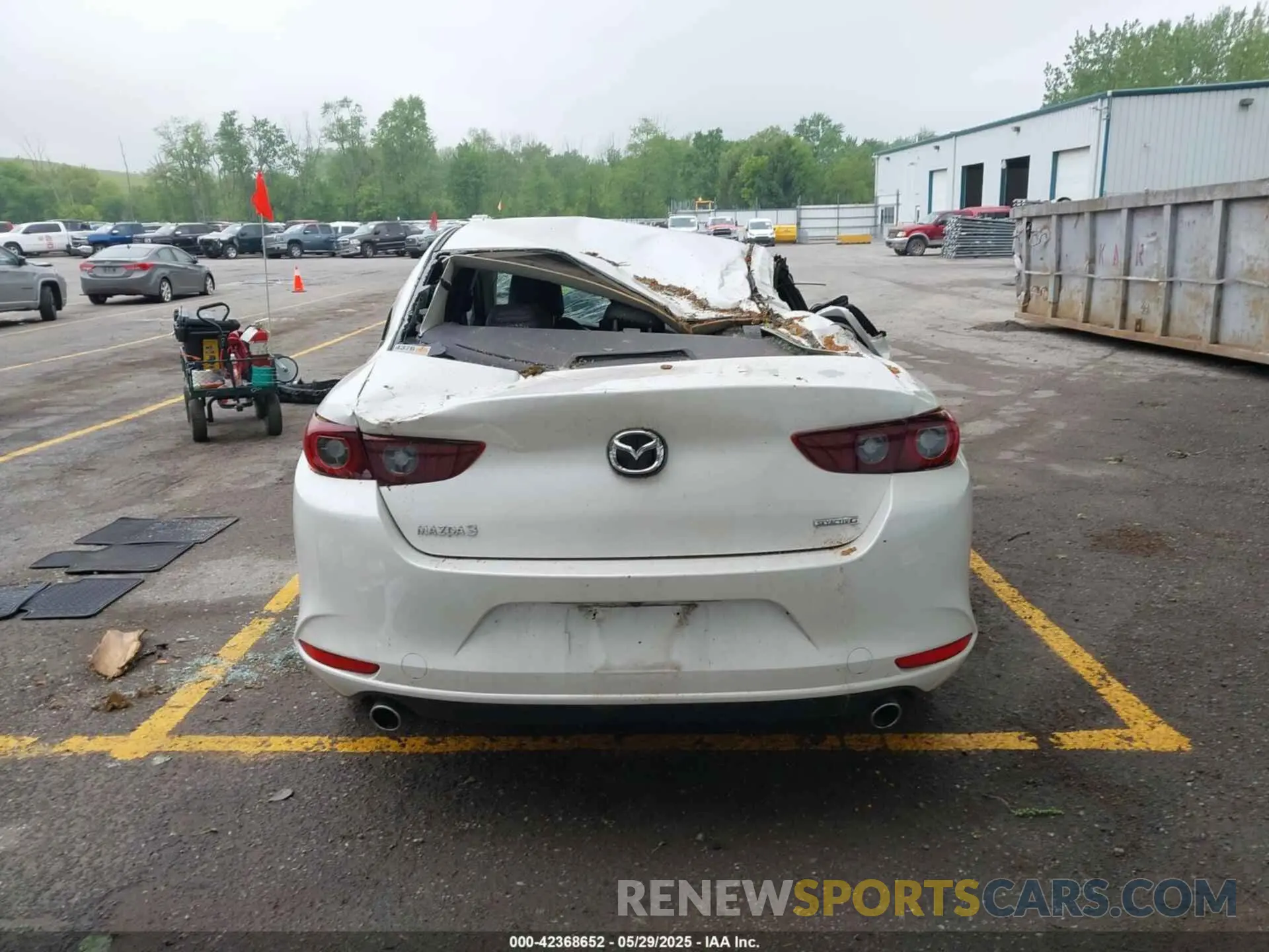 17 Photograph of a damaged car 3MZBPABL5NM315279 MAZDA MAZDA3 2022