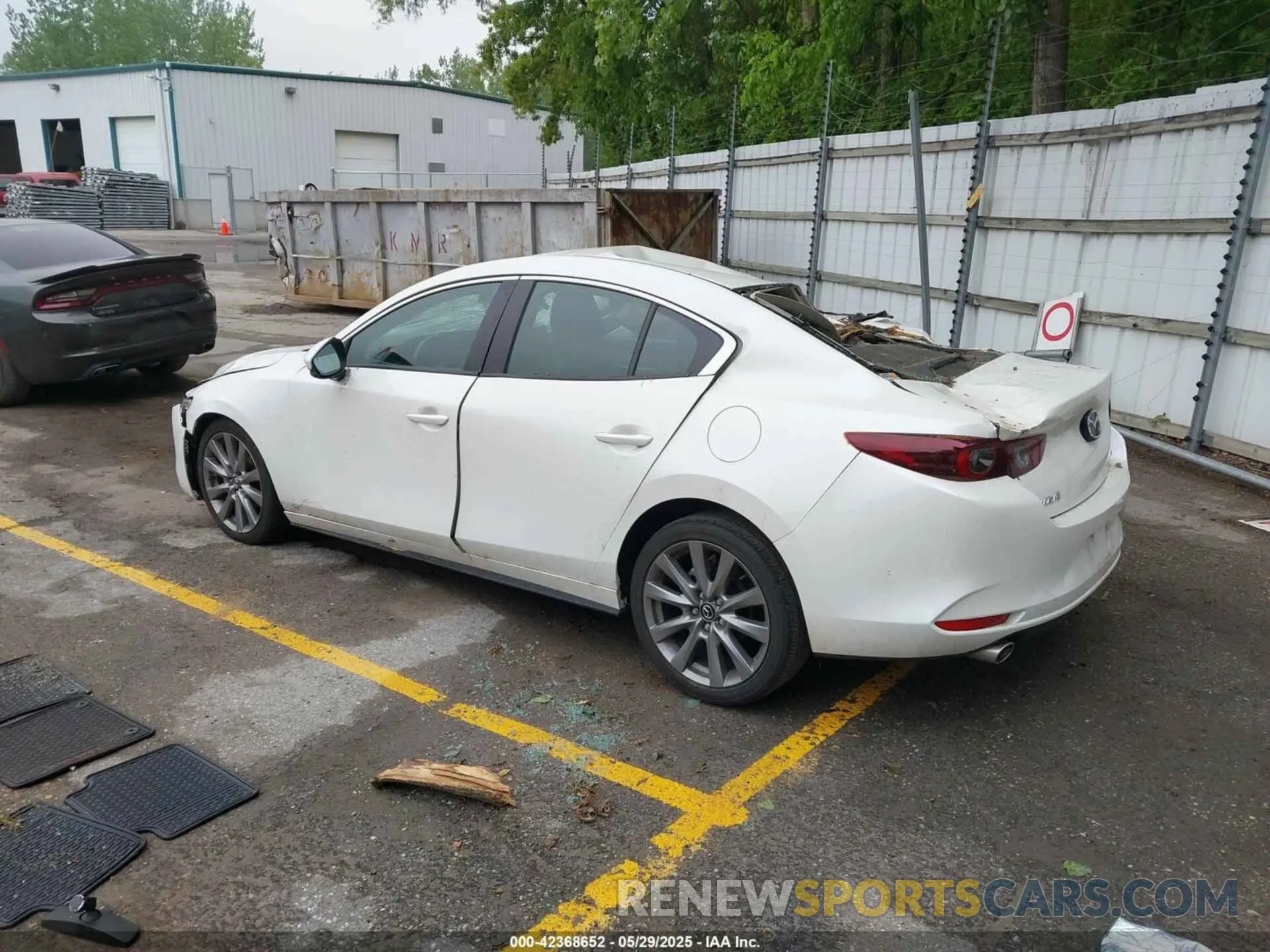 3 Photograph of a damaged car 3MZBPABL5NM315279 MAZDA MAZDA3 2022