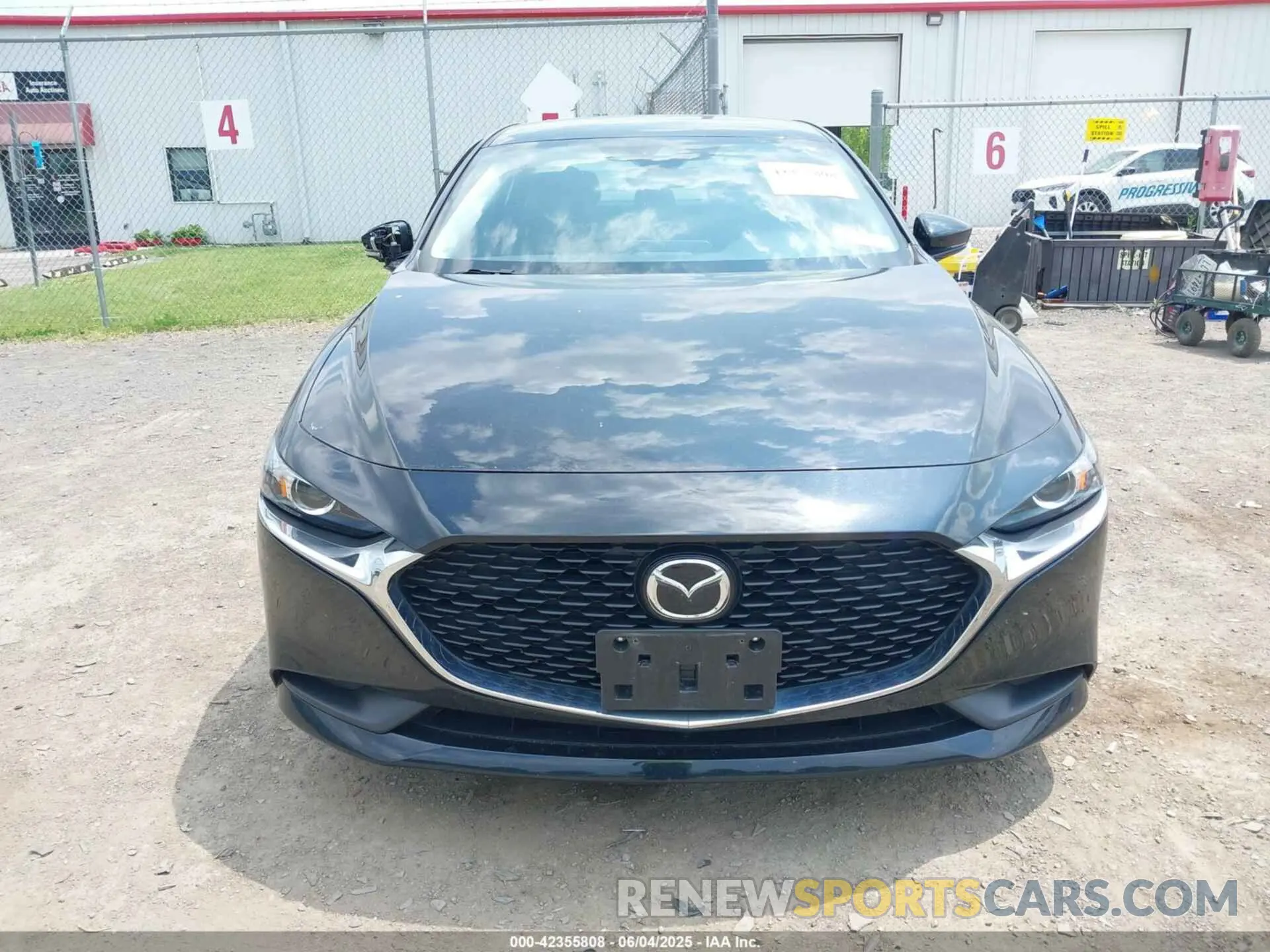 12 Photograph of a damaged car 3MZBPABL7NM309659 MAZDA MAZDA3 2022