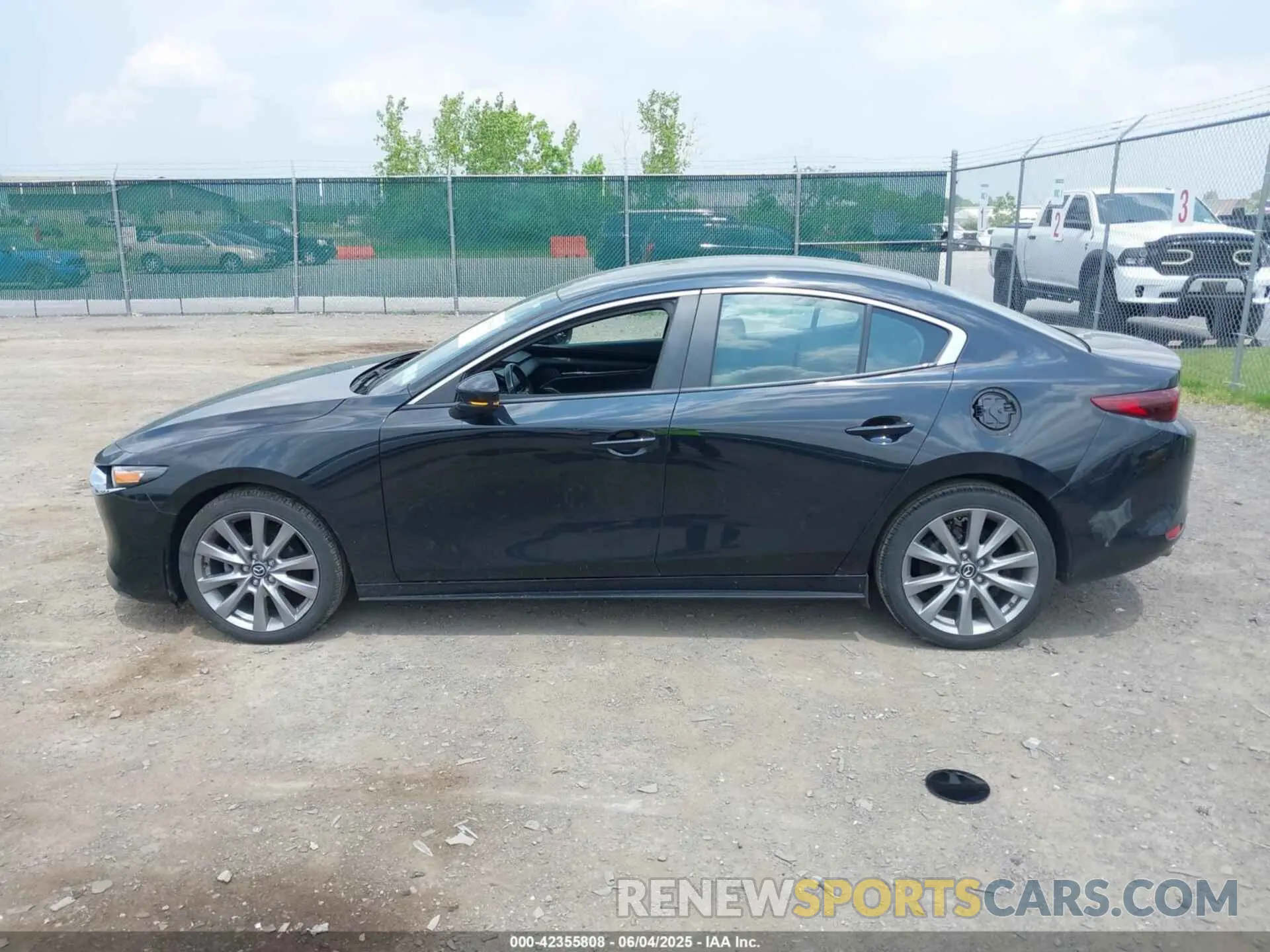 14 Photograph of a damaged car 3MZBPABL7NM309659 MAZDA MAZDA3 2022