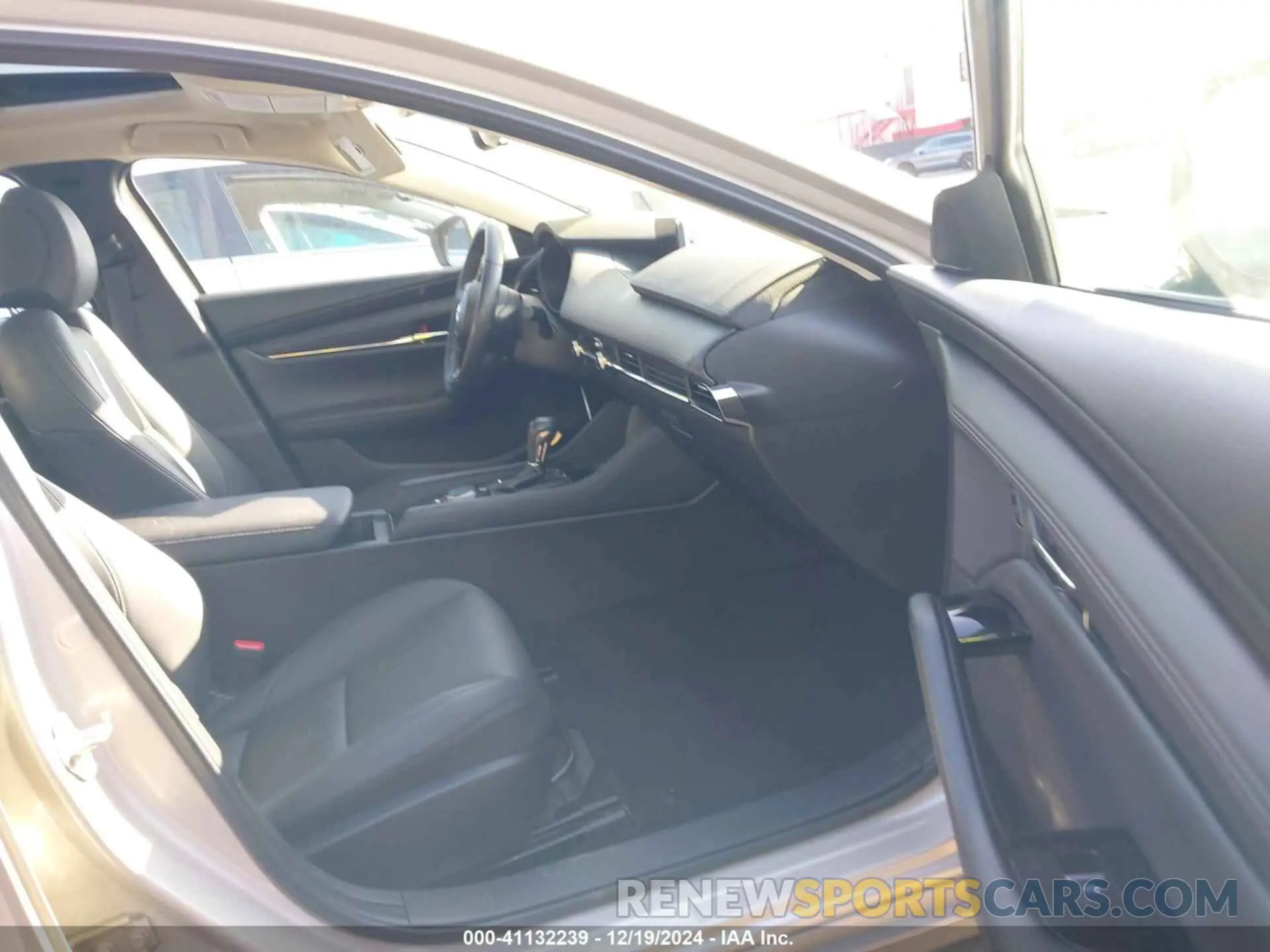 5 Photograph of a damaged car 3MZBPACL5NM314762 MAZDA MAZDA3 2022