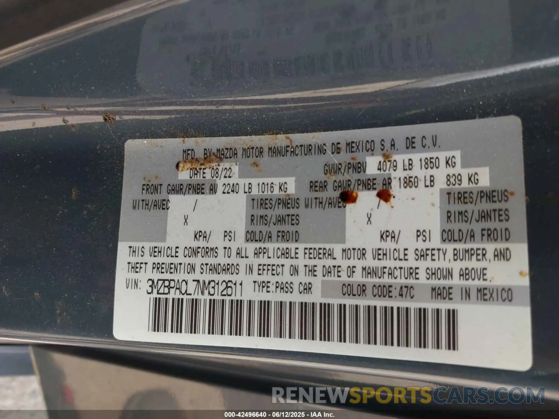 9 Photograph of a damaged car 3MZBPACL7NM312611 MAZDA MAZDA3 2022