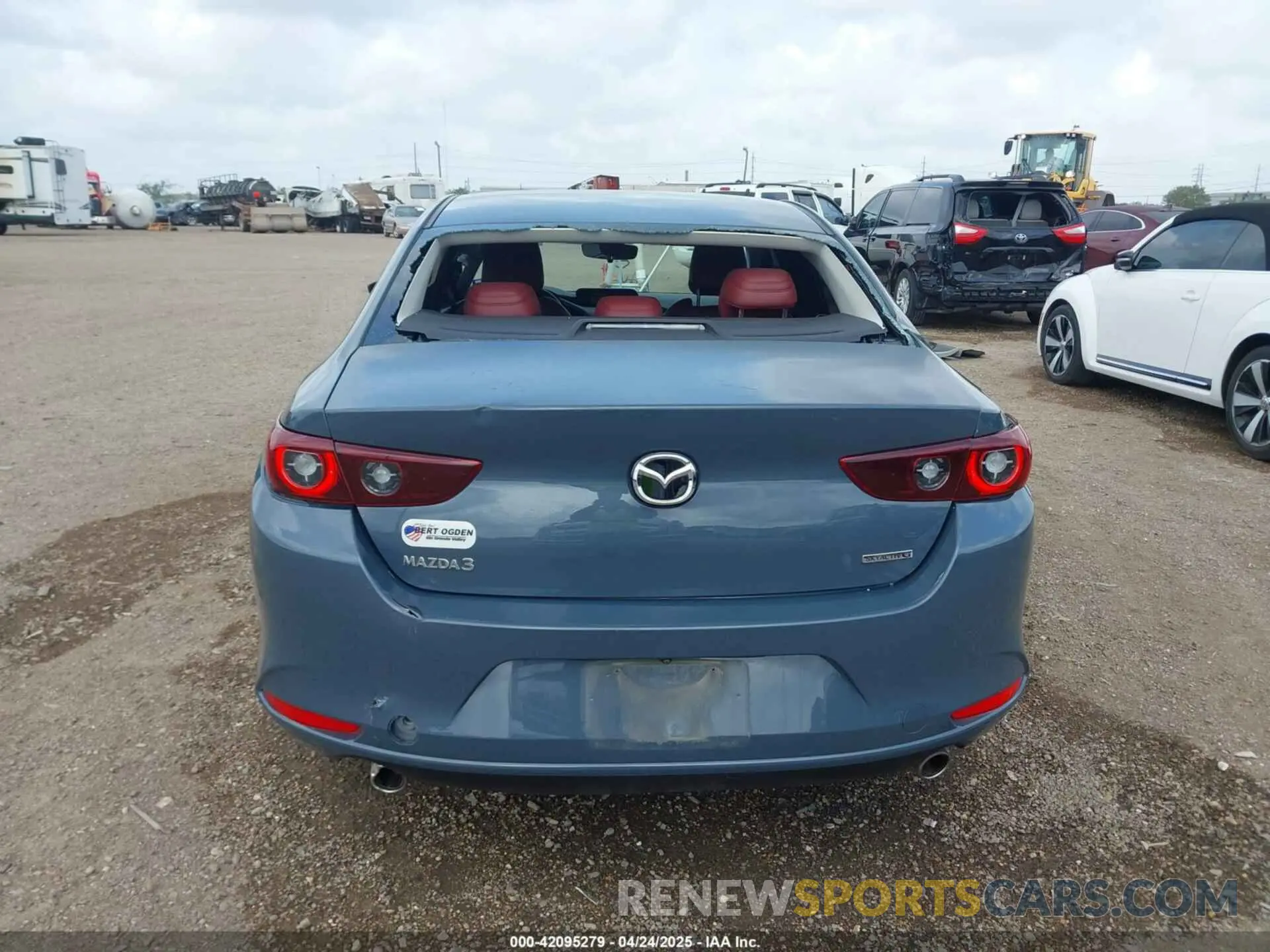 16 Photograph of a damaged car 3MZBPACL7NM313242 MAZDA MAZDA3 2022