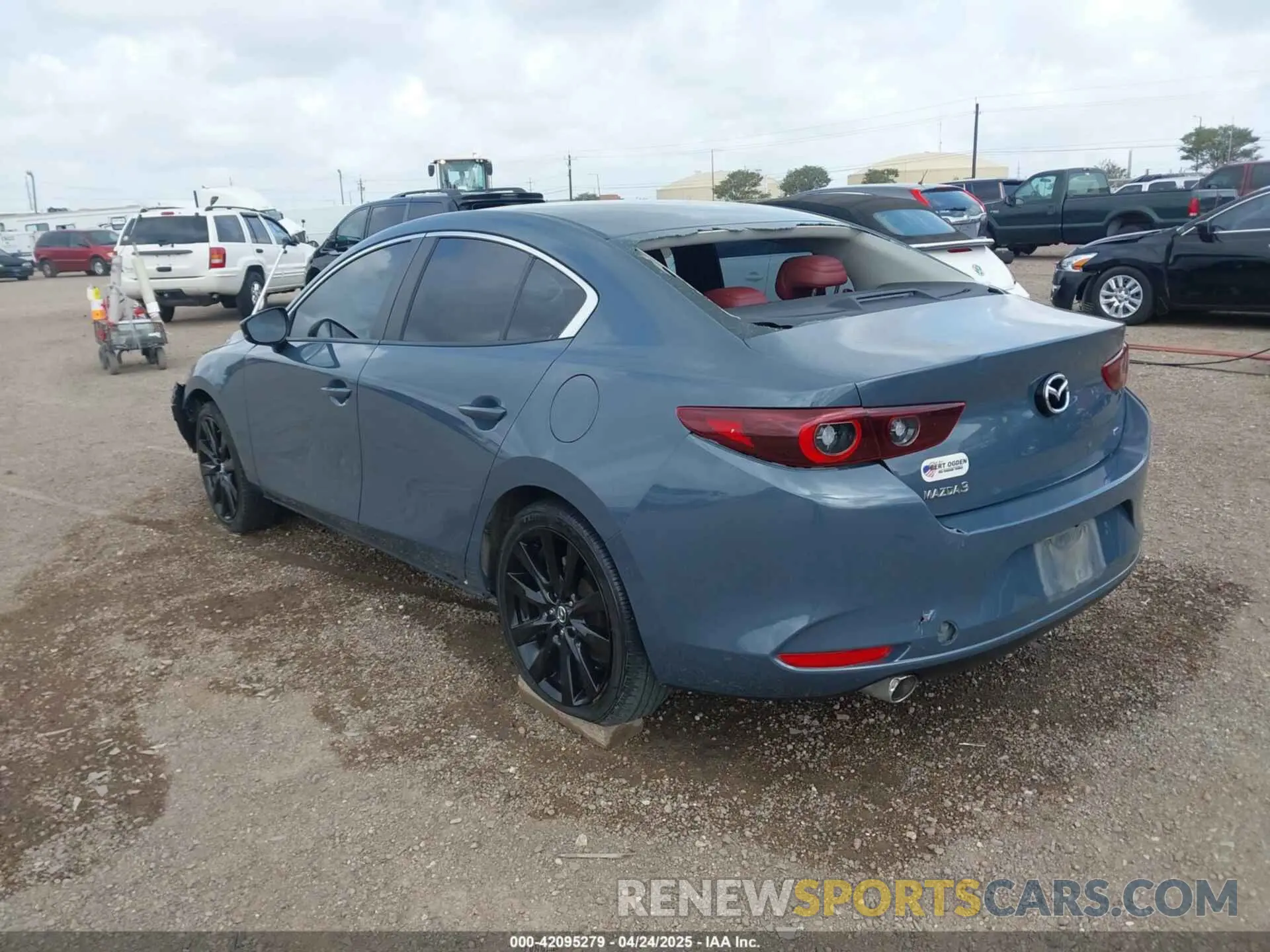 3 Photograph of a damaged car 3MZBPACL7NM313242 MAZDA MAZDA3 2022