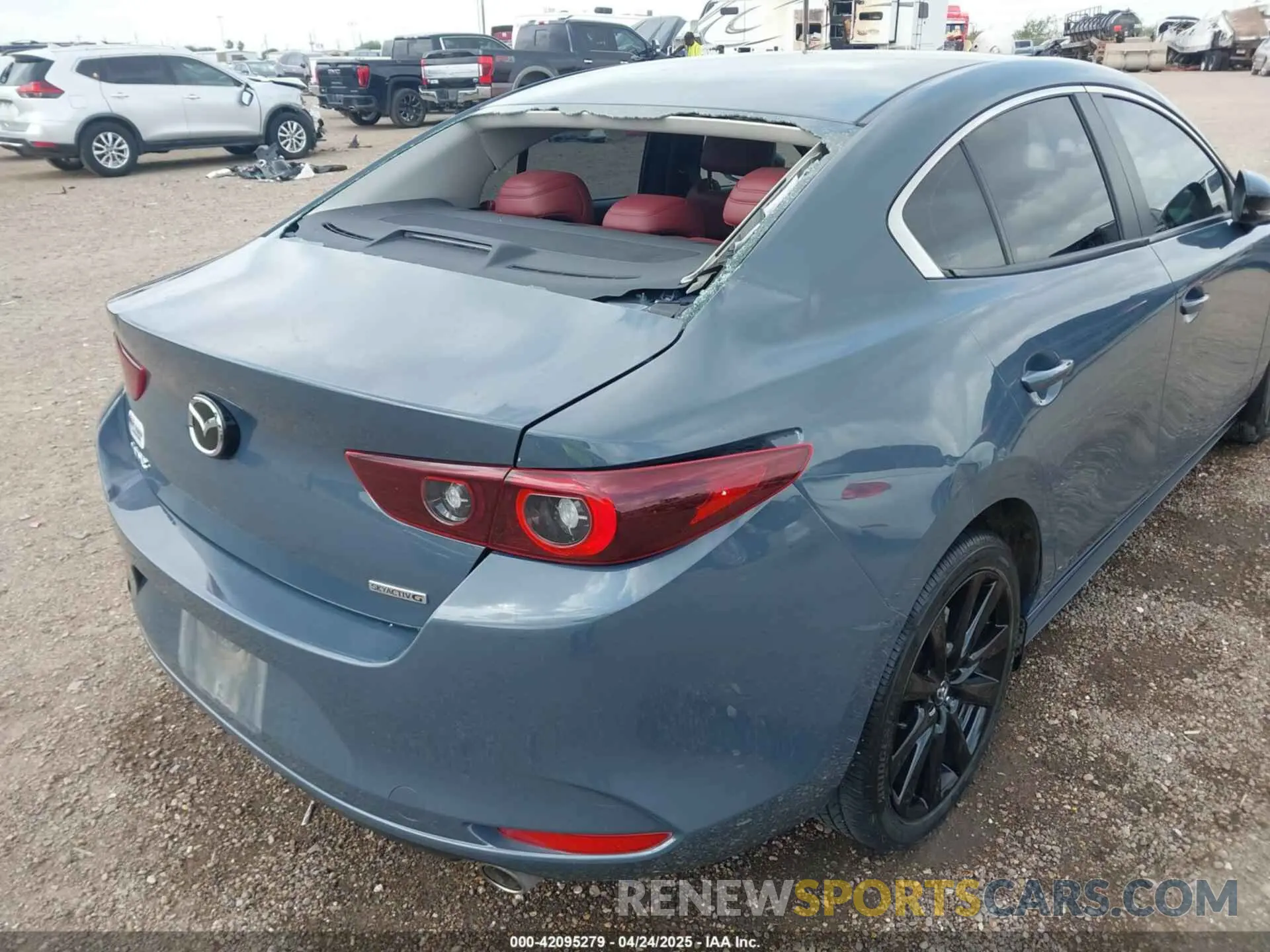 6 Photograph of a damaged car 3MZBPACL7NM313242 MAZDA MAZDA3 2022