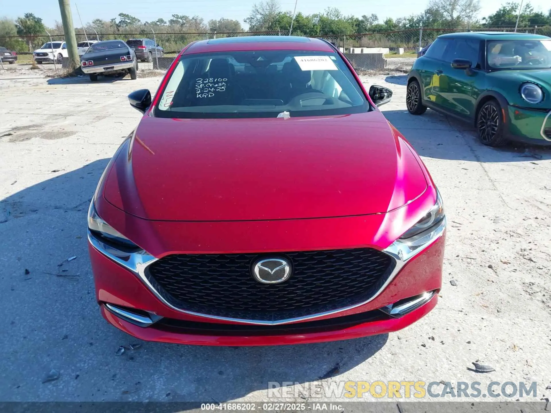 12 Photograph of a damaged car 3MZBPBAY2NM313802 MAZDA MAZDA3 2022