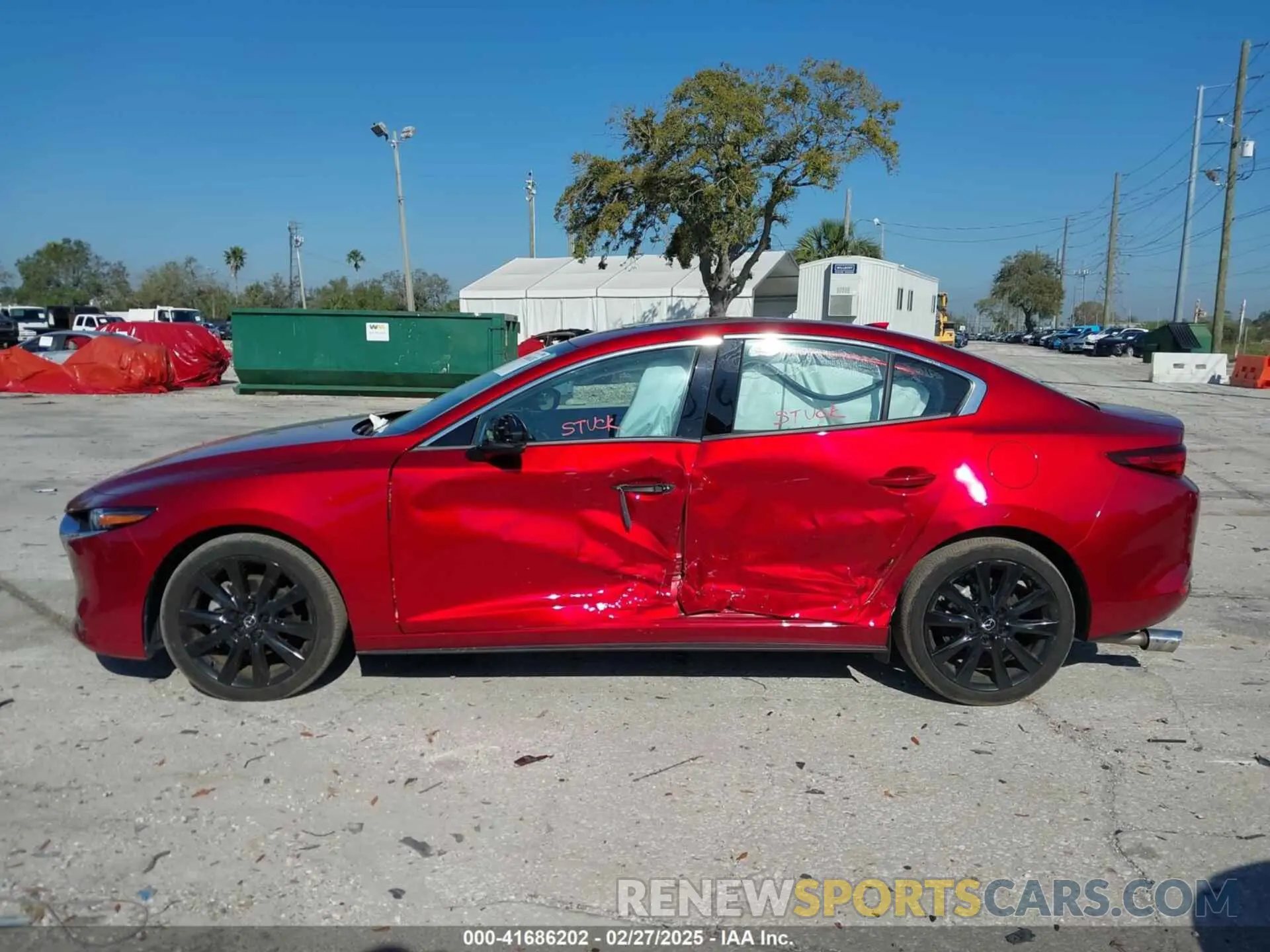 14 Photograph of a damaged car 3MZBPBAY2NM313802 MAZDA MAZDA3 2022