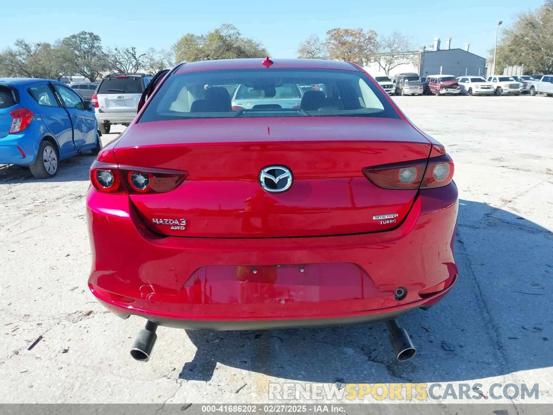 16 Photograph of a damaged car 3MZBPBAY2NM313802 MAZDA MAZDA3 2022