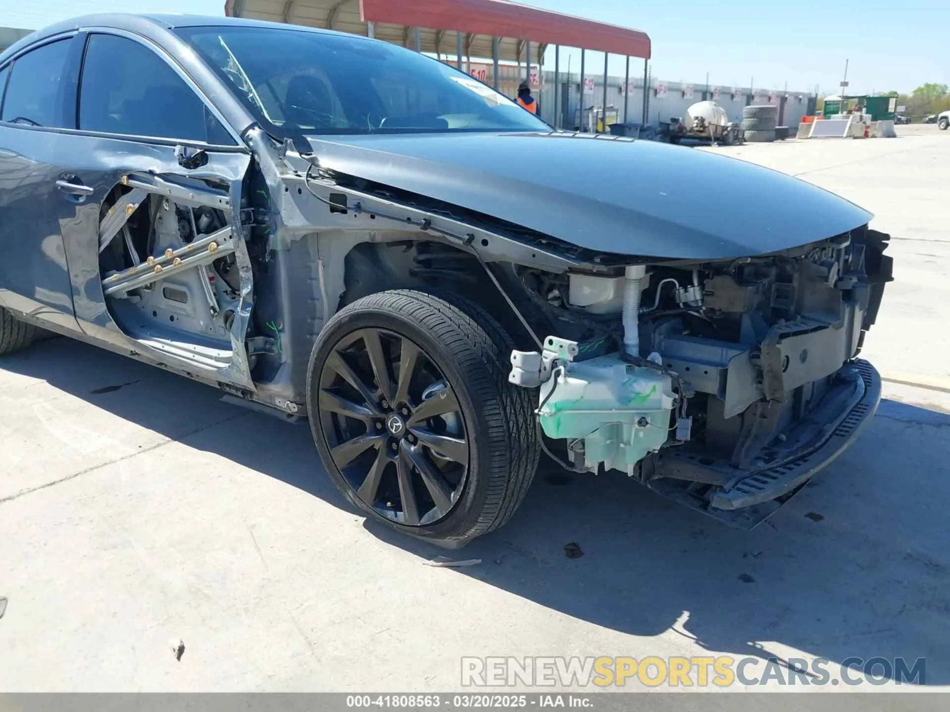 6 Photograph of a damaged car 3MZBPBAY8NM308426 MAZDA MAZDA3 2022