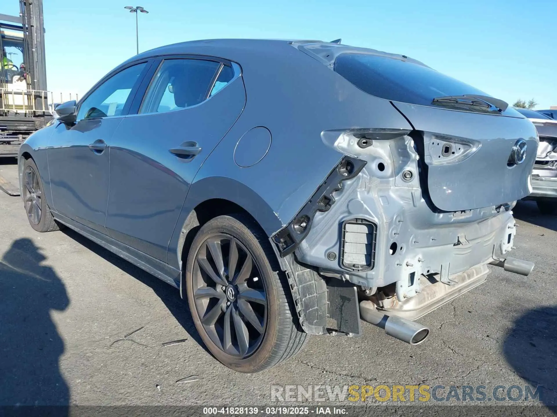 3 Photograph of a damaged car JM1BPAML4N1521836 MAZDA MAZDA3 2022