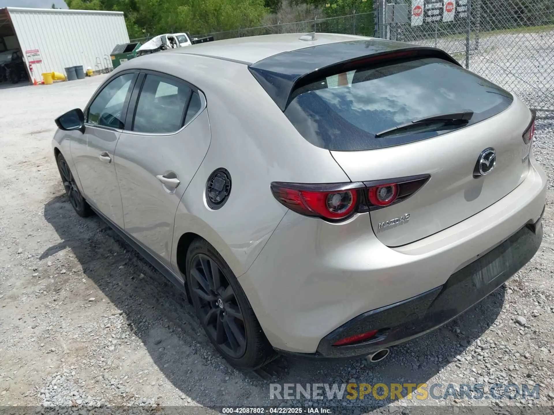 3 Photograph of a damaged car JM1BPAML5N1507556 MAZDA MAZDA3 2022