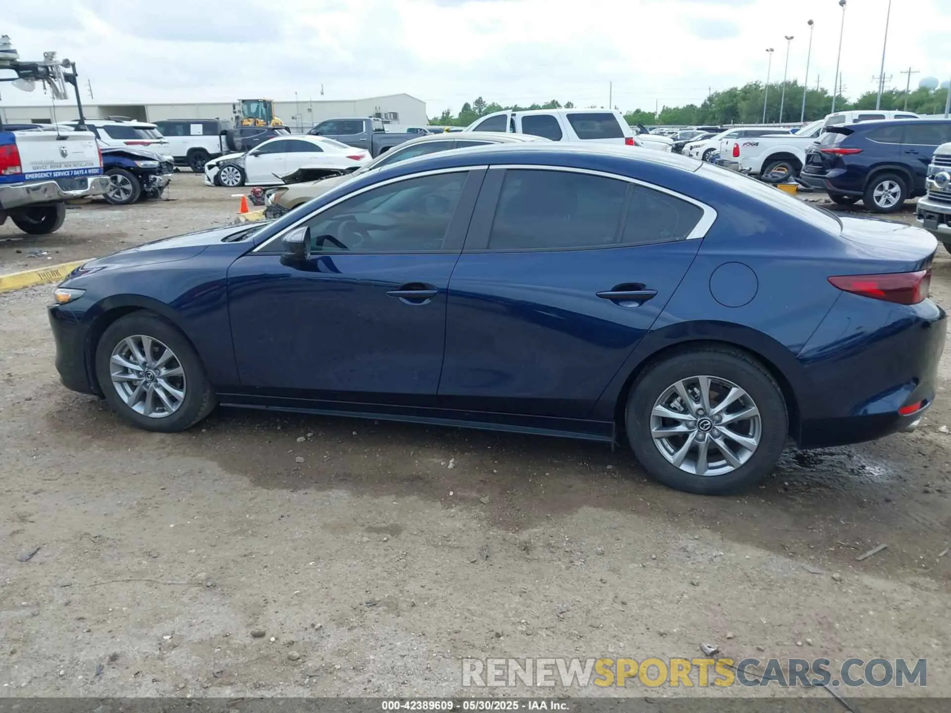 14 Photograph of a damaged car 3MZBPAAM2PM361827 MAZDA MAZDA3 2023