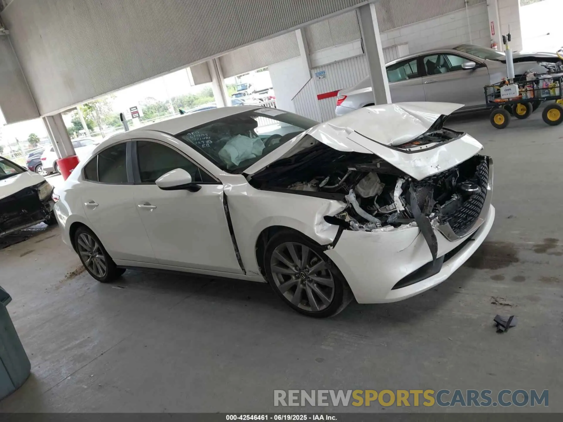 13 Photograph of a damaged car 3MZBPABM1PM383204 MAZDA MAZDA3 2023