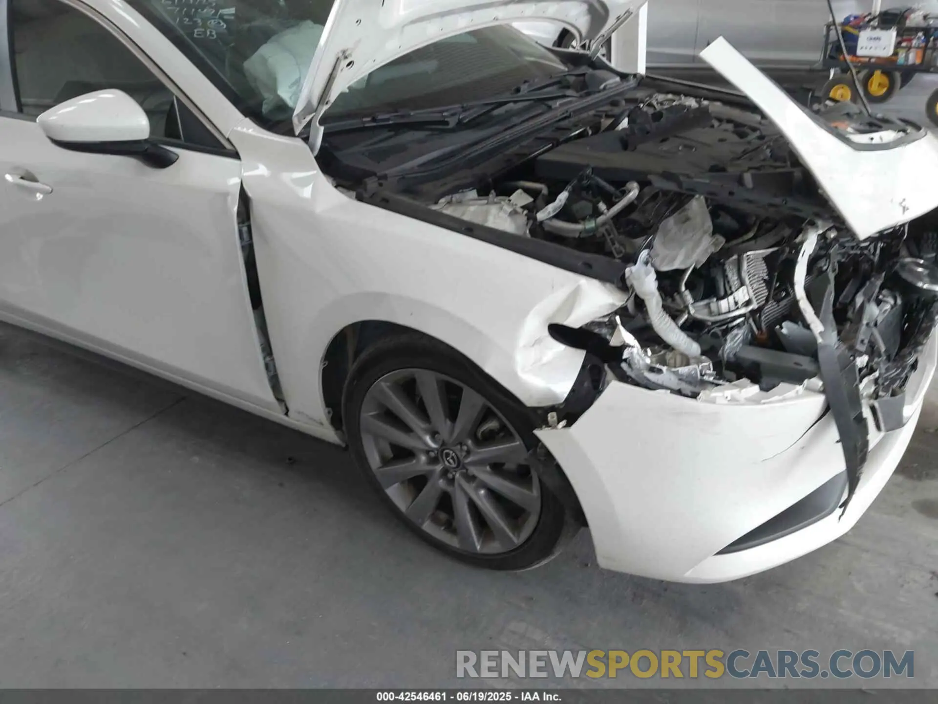 6 Photograph of a damaged car 3MZBPABM1PM383204 MAZDA MAZDA3 2023