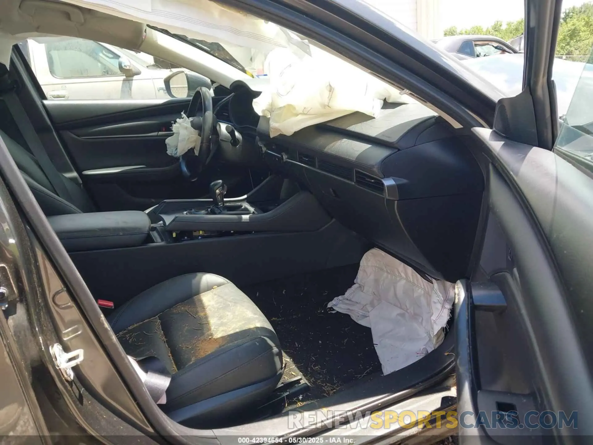 5 Photograph of a damaged car 3MZBPABM3PM361334 MAZDA MAZDA3 2023