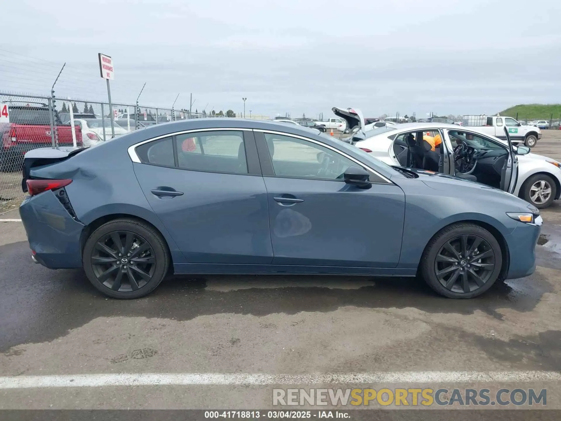 13 Photograph of a damaged car 3MZBPBCM4PM358964 MAZDA MAZDA3 2023