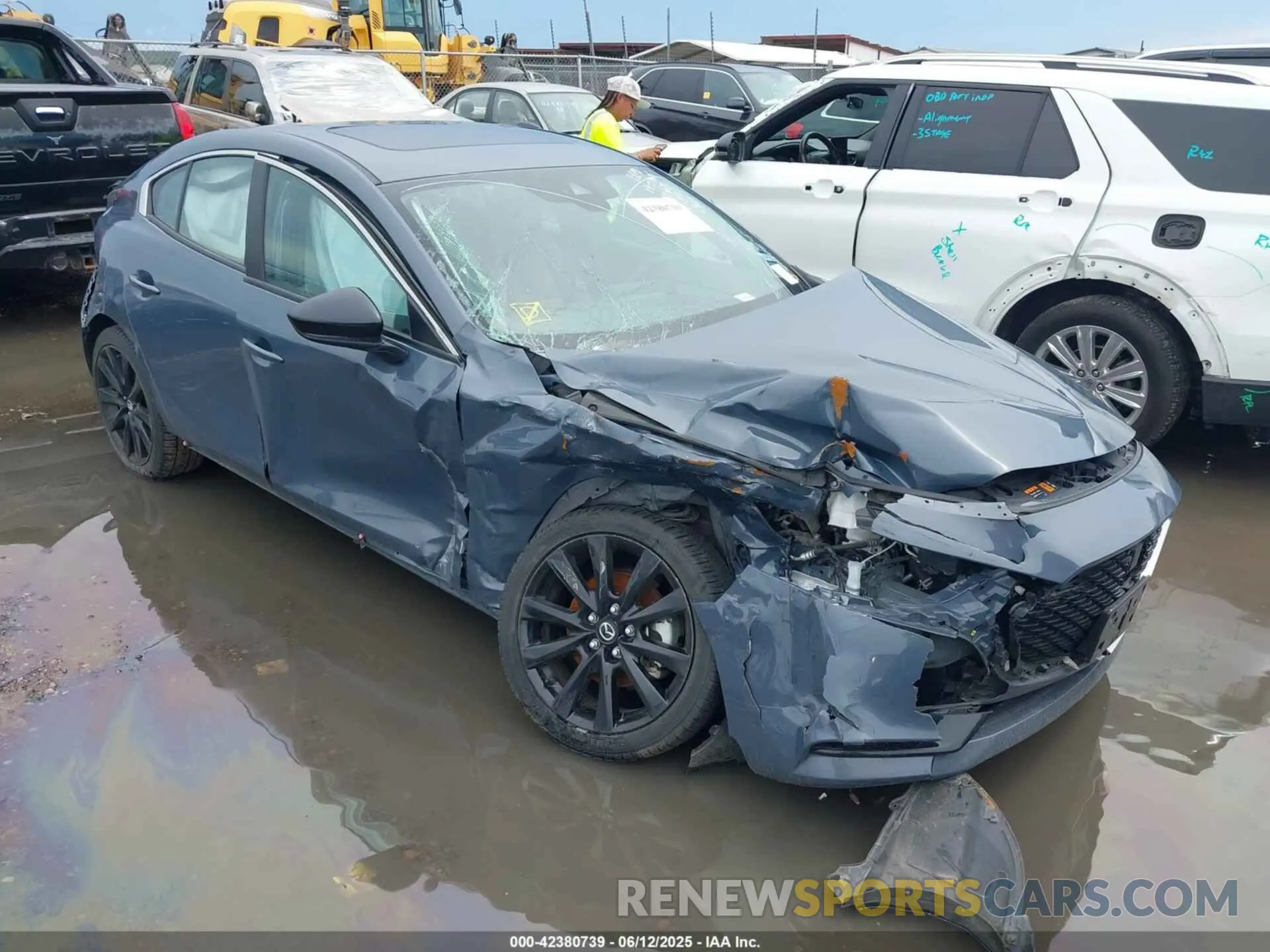 1 Photograph of a damaged car 3MZBPBCM6PM360201 MAZDA MAZDA3 2023