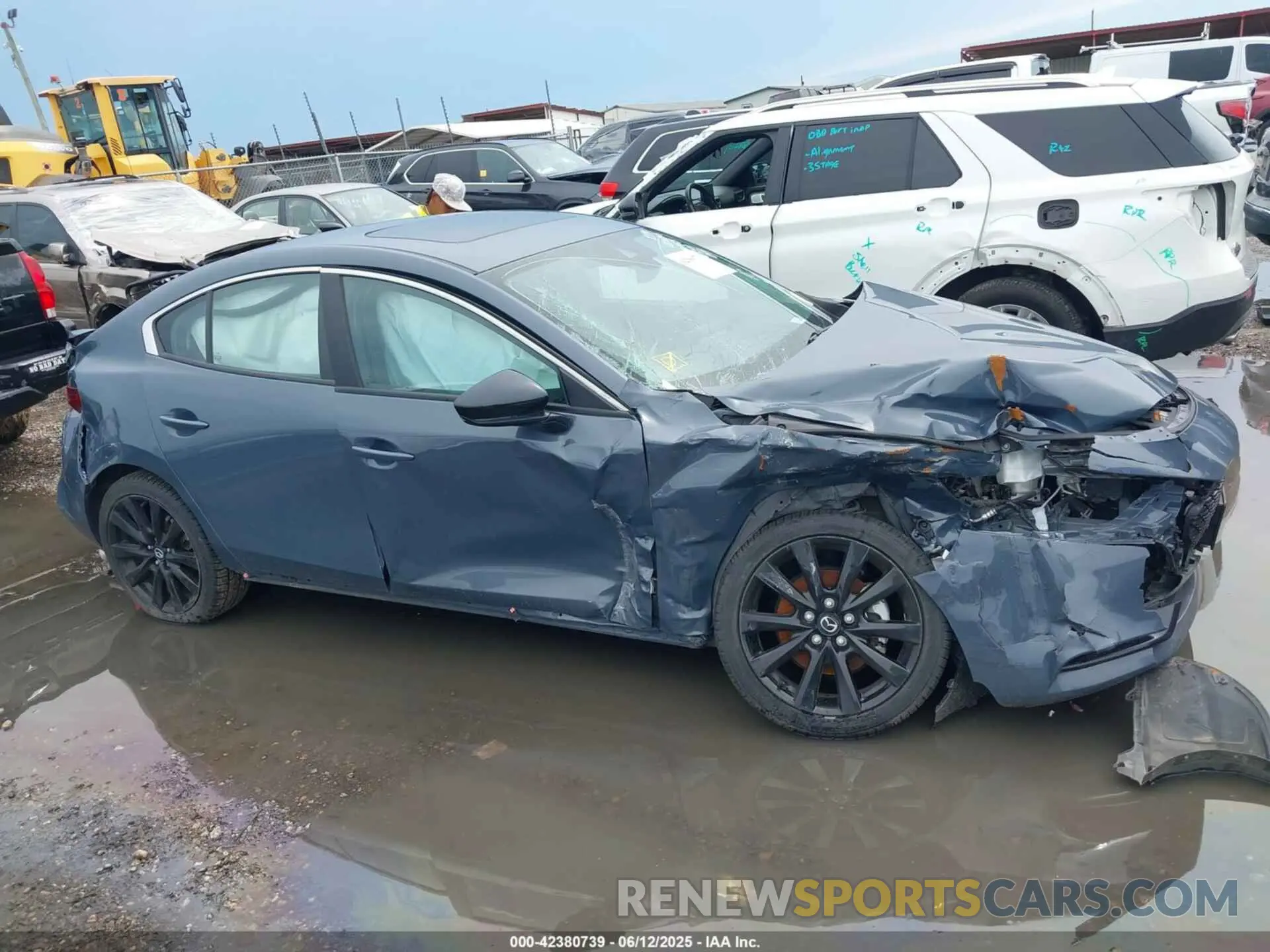 12 Photograph of a damaged car 3MZBPBCM6PM360201 MAZDA MAZDA3 2023