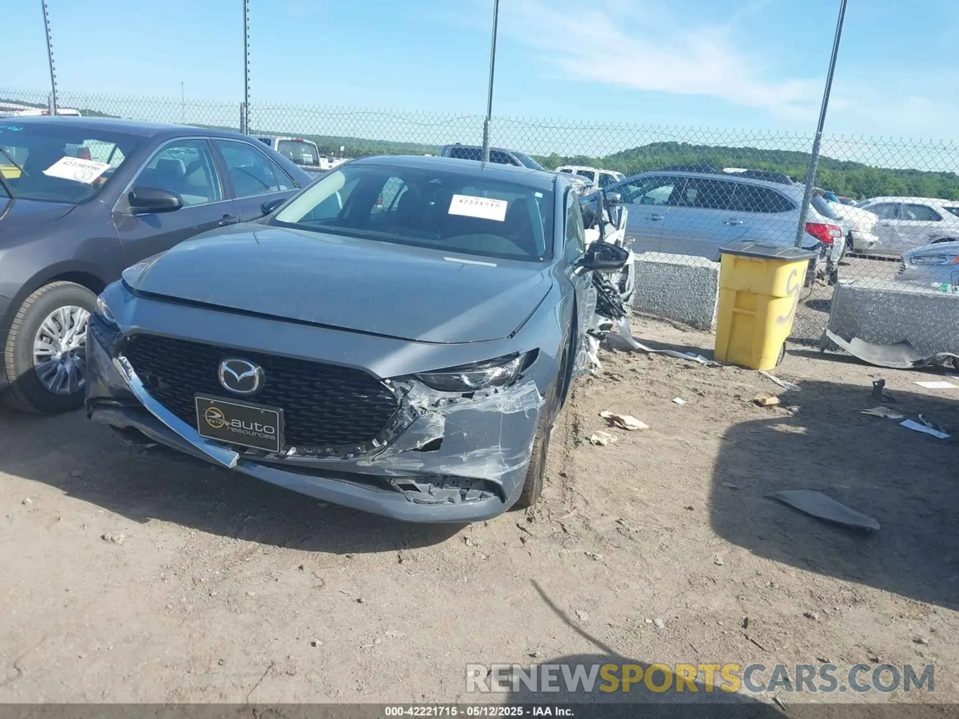 2 Photograph of a damaged car 3MZBPBCMXPM359083 MAZDA MAZDA3 2023