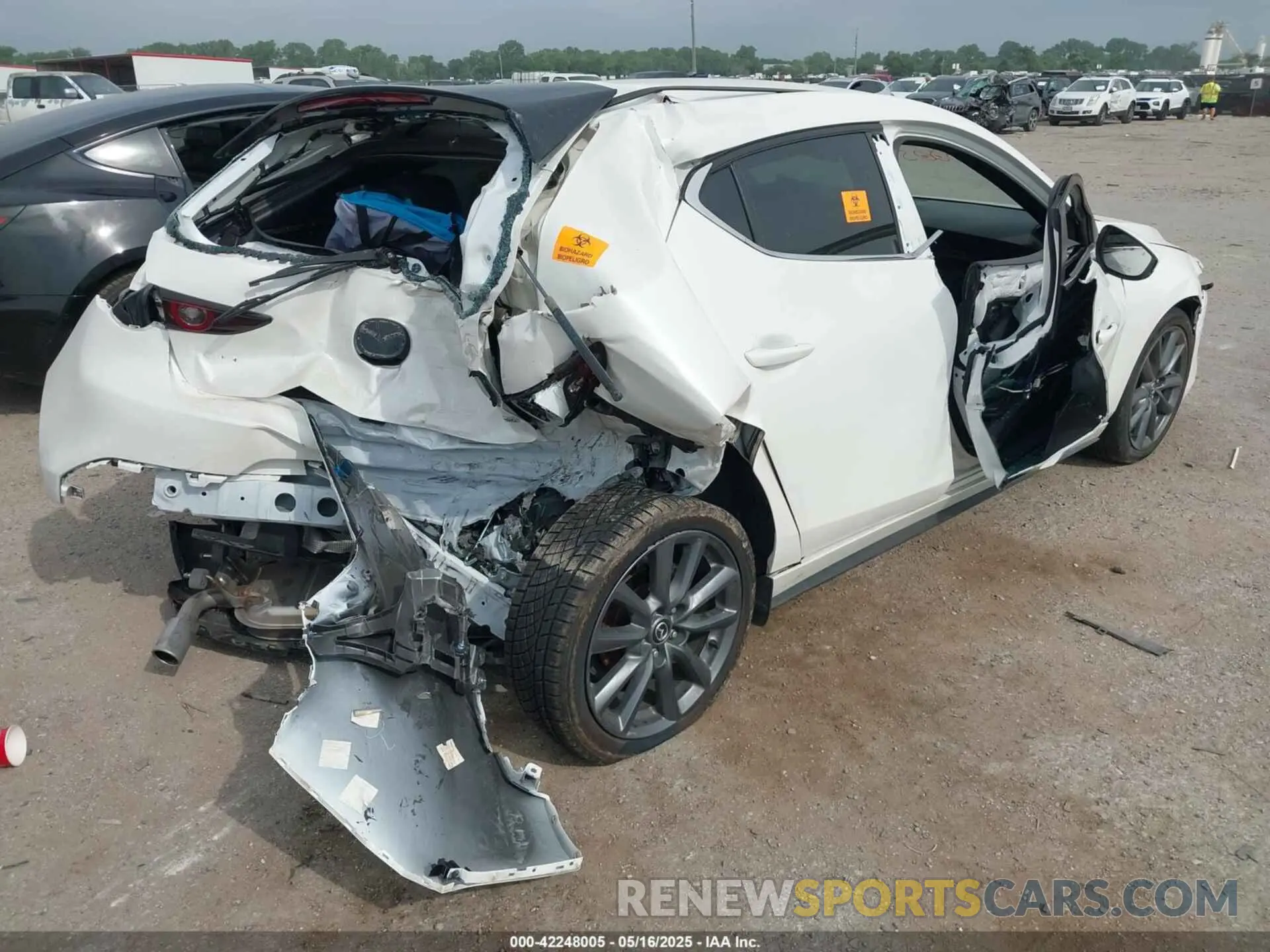 6 Photograph of a damaged car JM1BPAKM3P1616743 MAZDA MAZDA3 2023